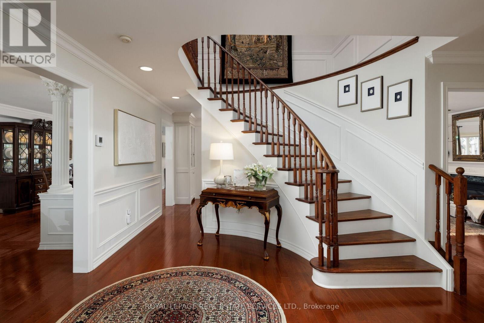 












2030 BANBURY CRESCENT

,
Oakville,




Ontario
L6H5P9

