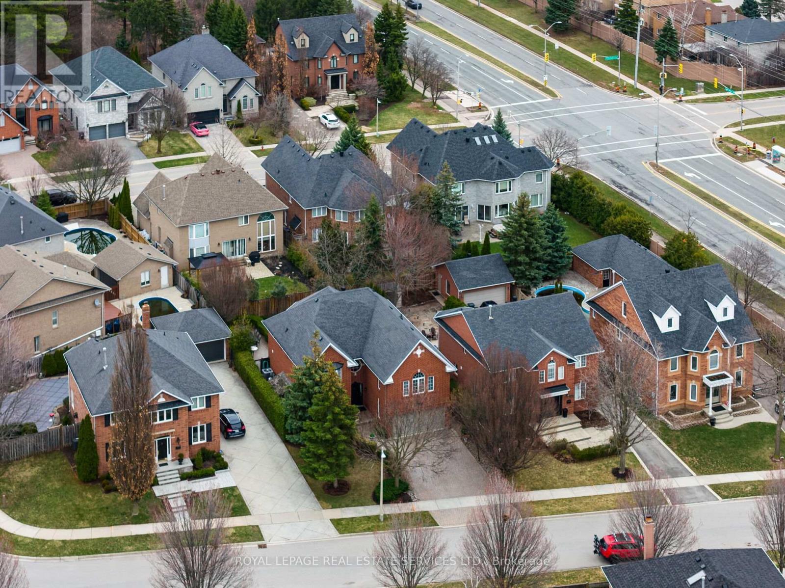 












2030 BANBURY CRESCENT

,
Oakville,




Ontario
L6H5P9

