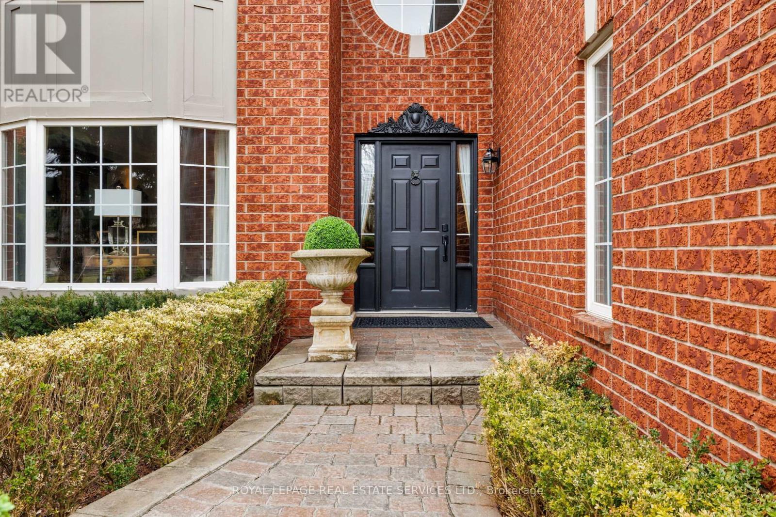 












2030 BANBURY CRESCENT

,
Oakville,




Ontario
L6H5P9

