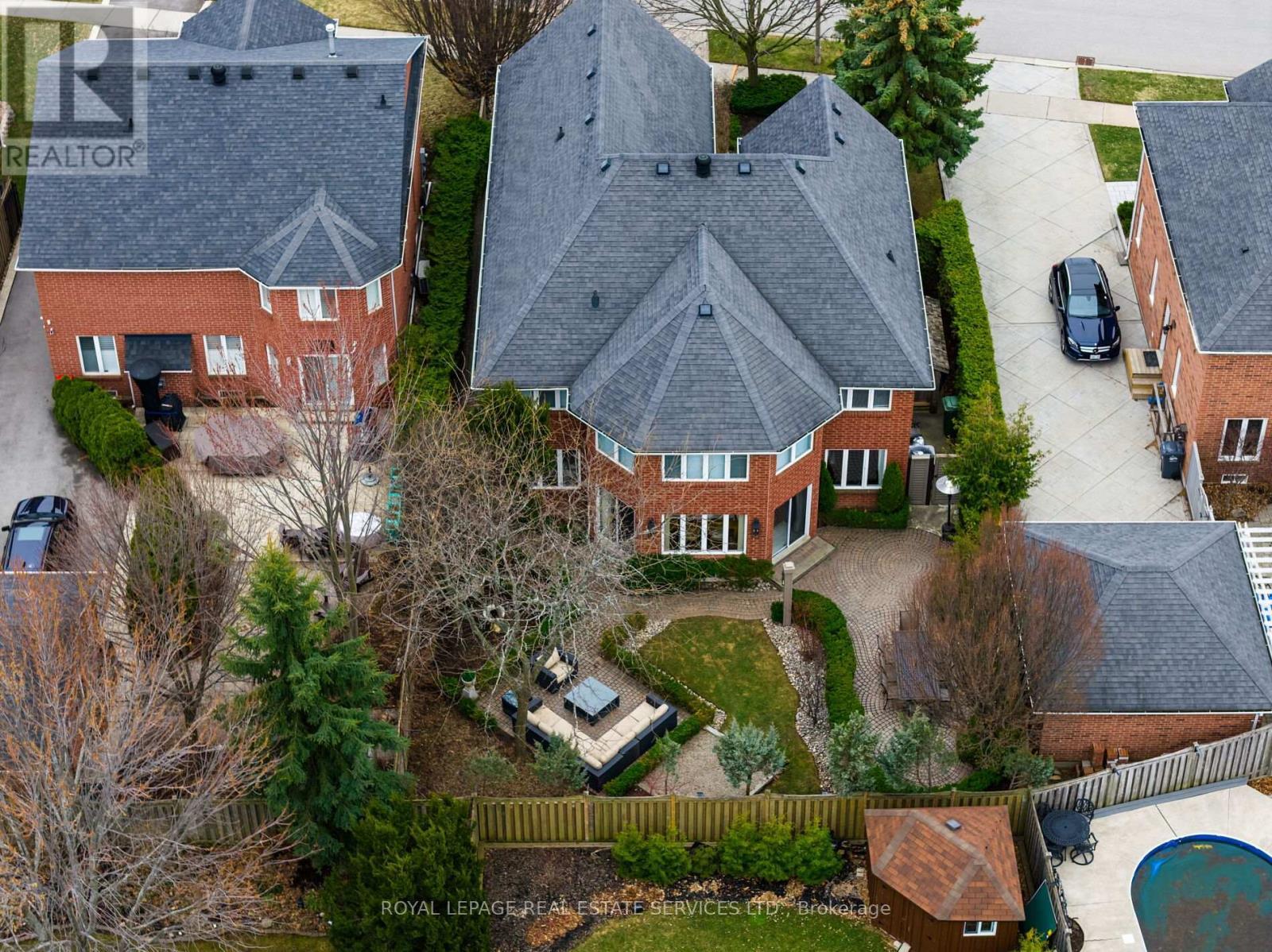 












2030 BANBURY CRESCENT

,
Oakville,




Ontario
L6H5P9

