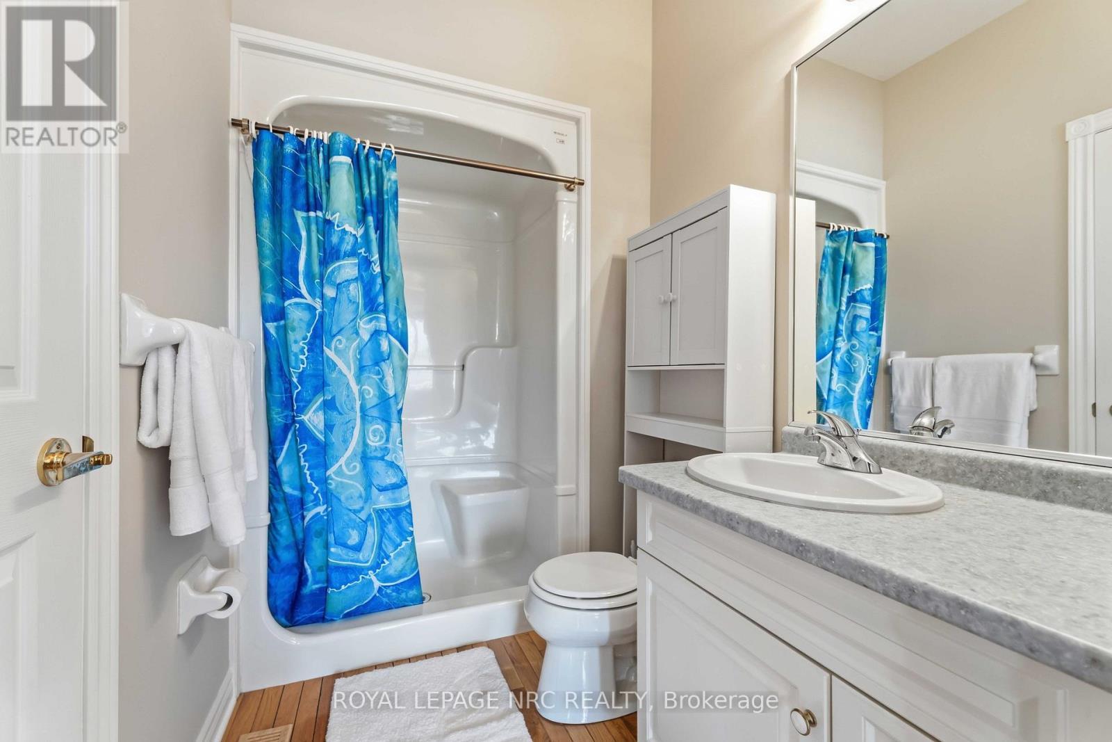 












40 NEWPORT BEACH BOULEVARD

,
Fort Erie (Crystal Beach),




Ontario
L0S1B0

