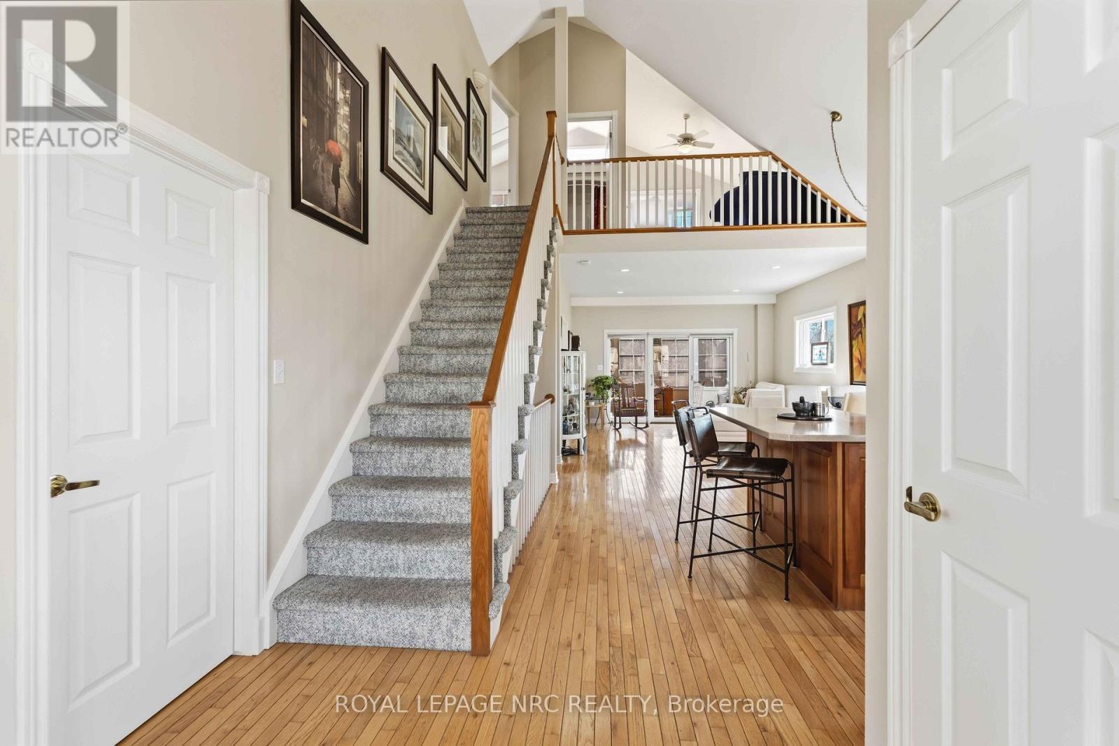 












40 NEWPORT BEACH BOULEVARD

,
Fort Erie (Crystal Beach),




Ontario
L0S1B0

