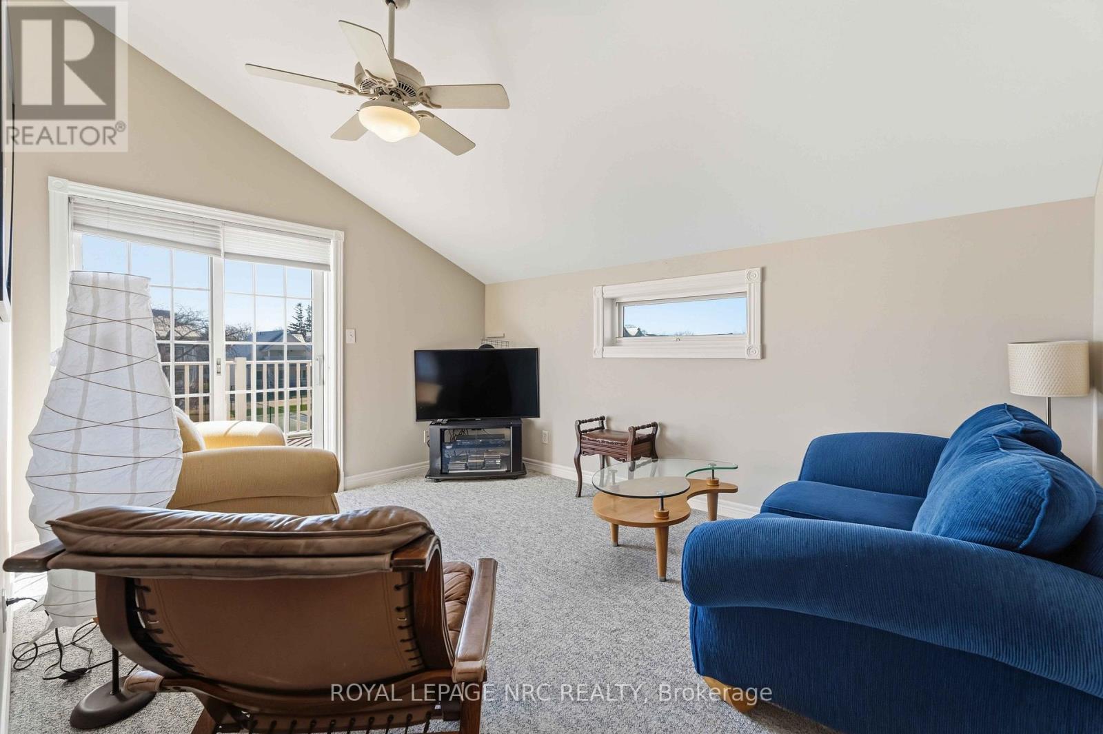 












40 NEWPORT BEACH BOULEVARD

,
Fort Erie (Crystal Beach),




Ontario
L0S1B0

