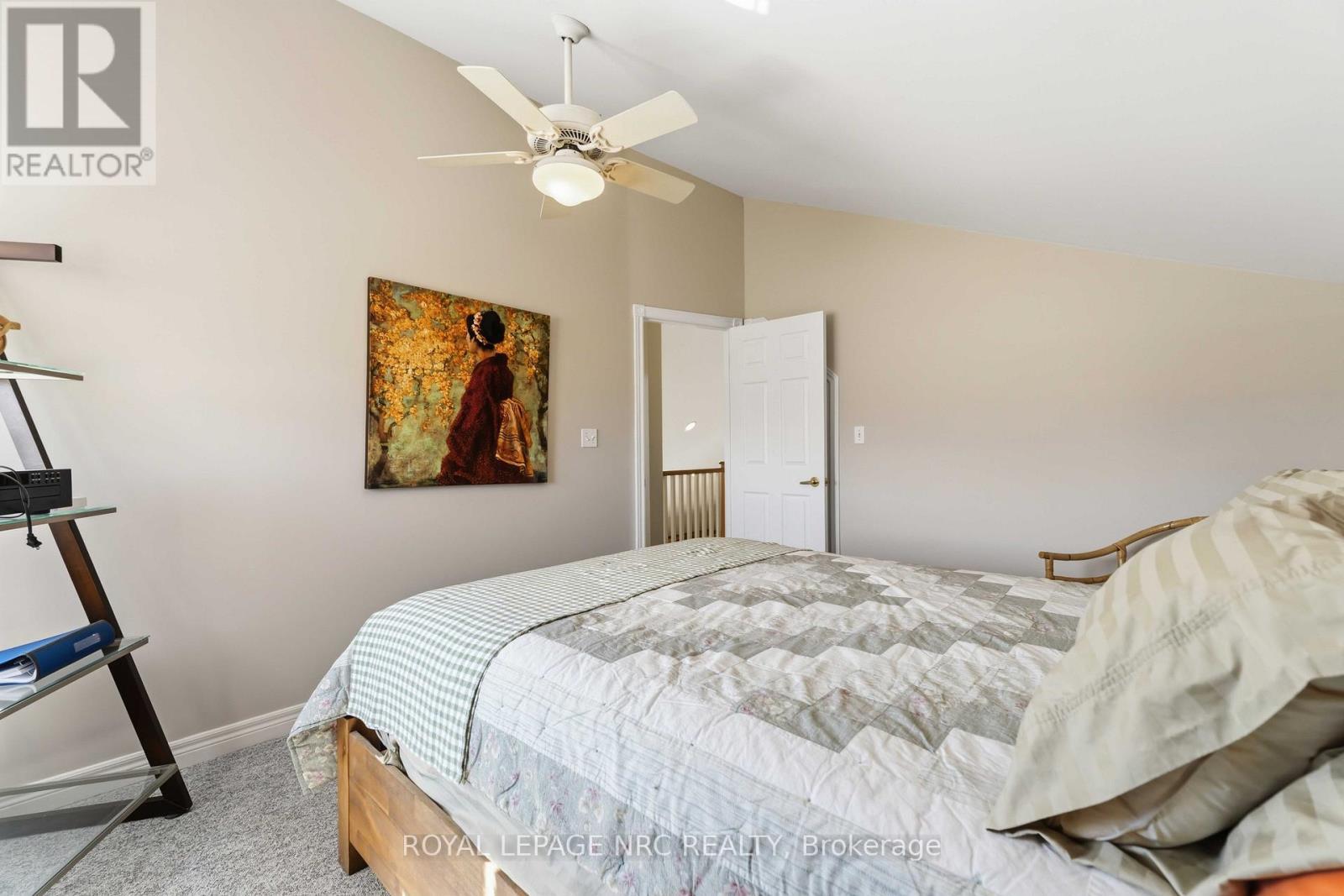 












40 NEWPORT BEACH BOULEVARD

,
Fort Erie (Crystal Beach),




Ontario
L0S1B0

