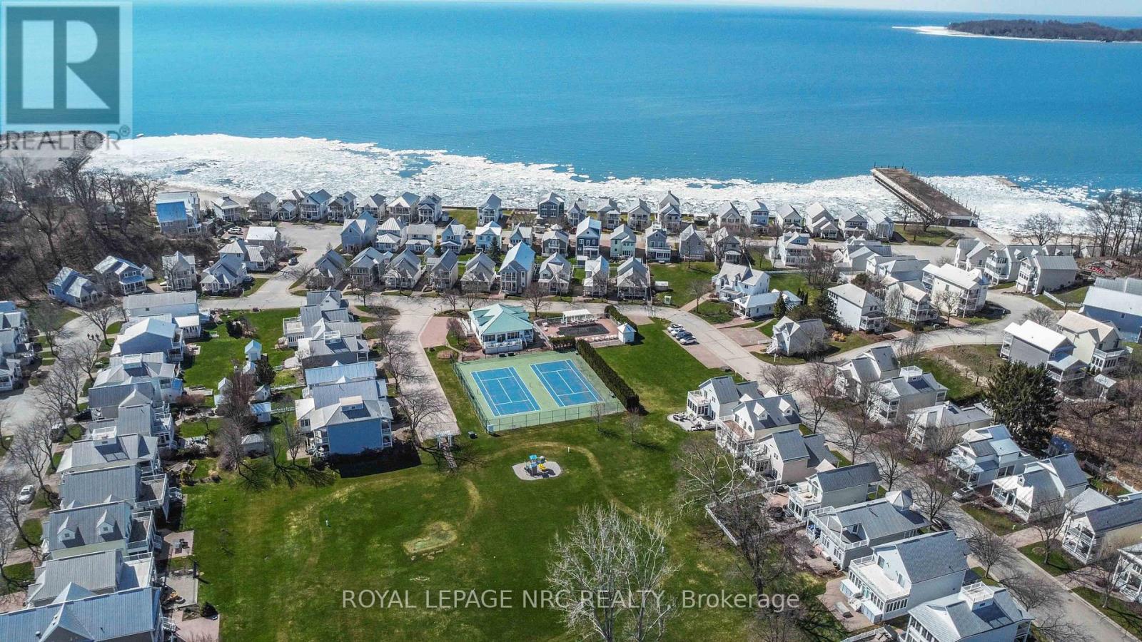 












40 NEWPORT BEACH BOULEVARD

,
Fort Erie (Crystal Beach),




Ontario
L0S1B0

