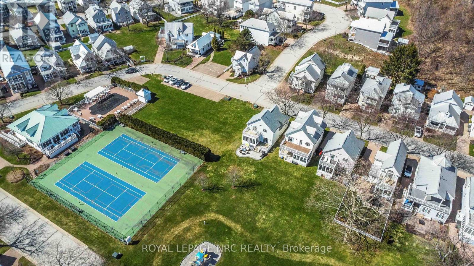 












40 NEWPORT BEACH BOULEVARD

,
Fort Erie (Crystal Beach),




Ontario
L0S1B0

