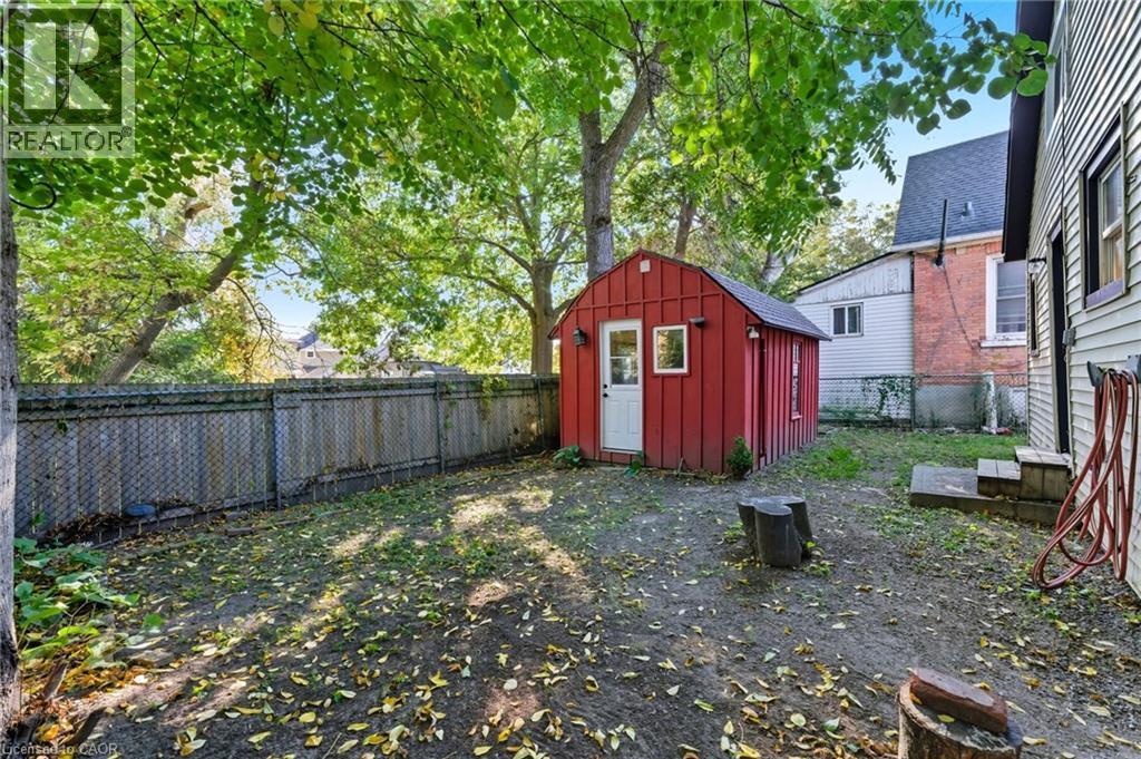 












8 TASKER Street

,
St. Catharines,




Ontario
L2R3Z8

