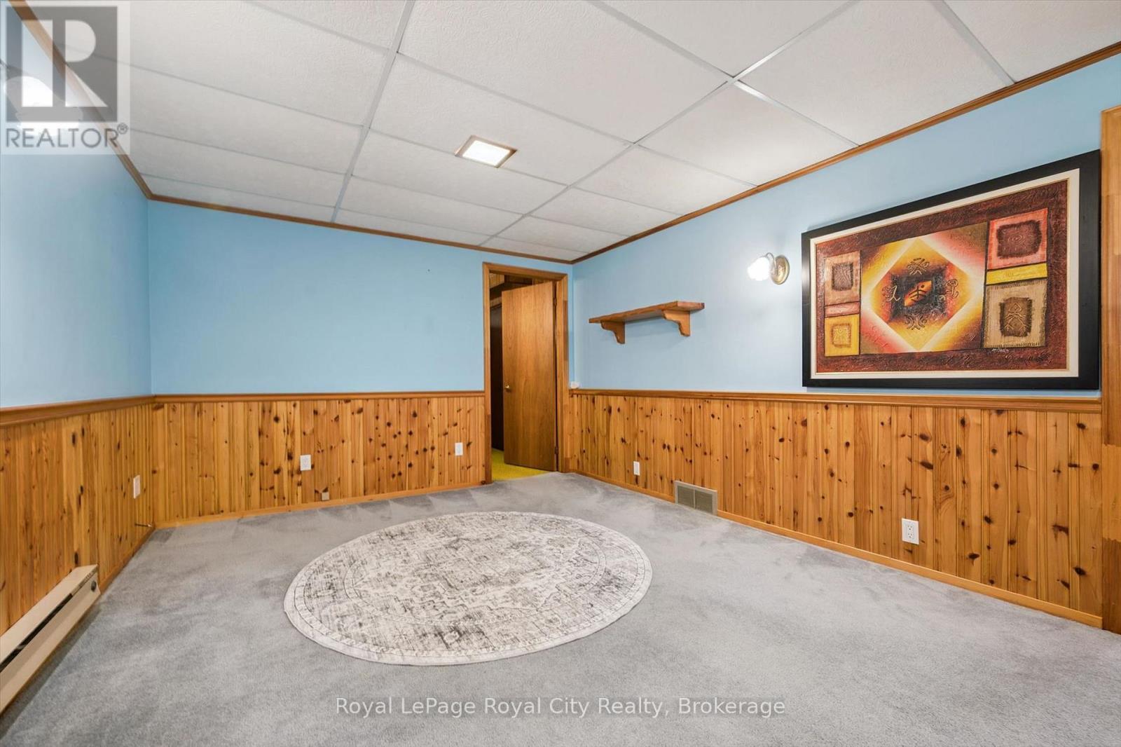 












16 KENWOOD CRESCENT

,
Guelph (Junction/Onward Willow),




Ontario
N1H6E5


