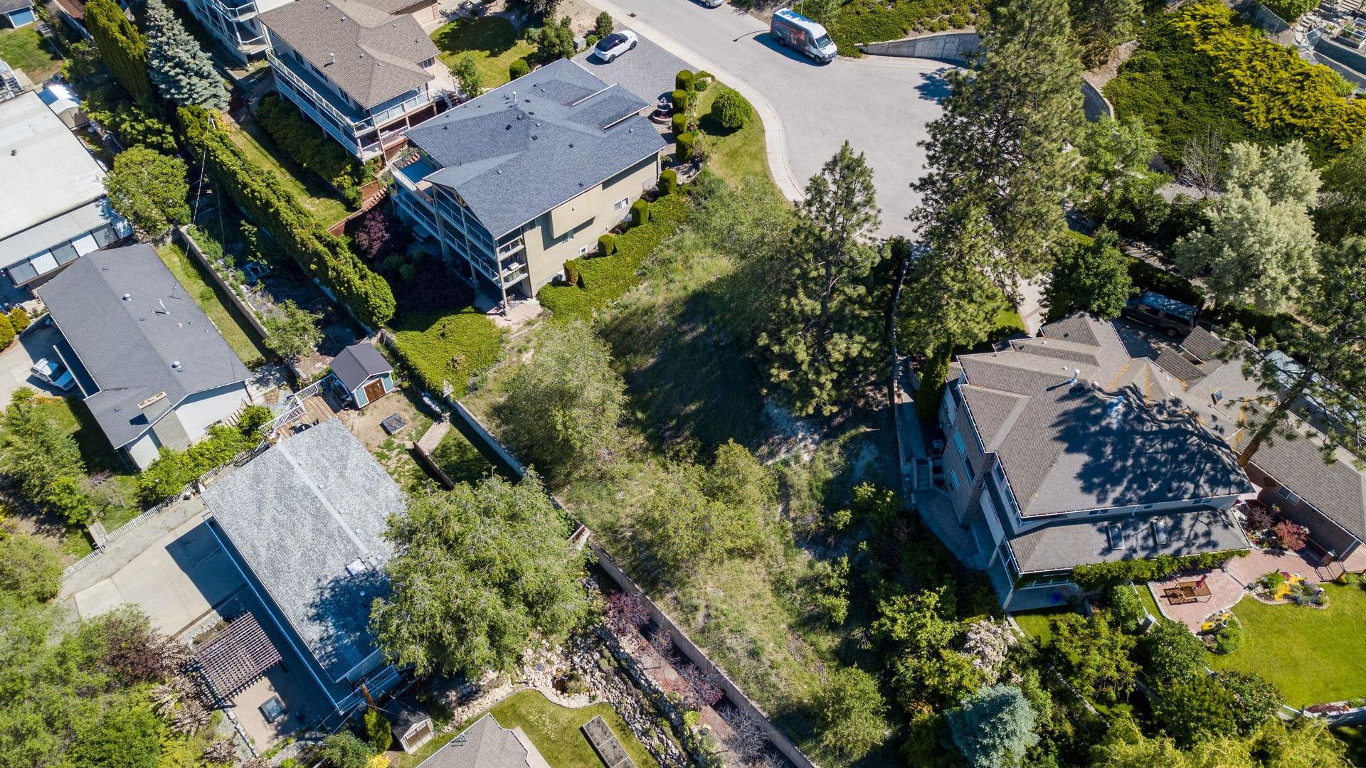 









952


Ackerman

Court,
Kelowna,







BC
V1X 7L2

