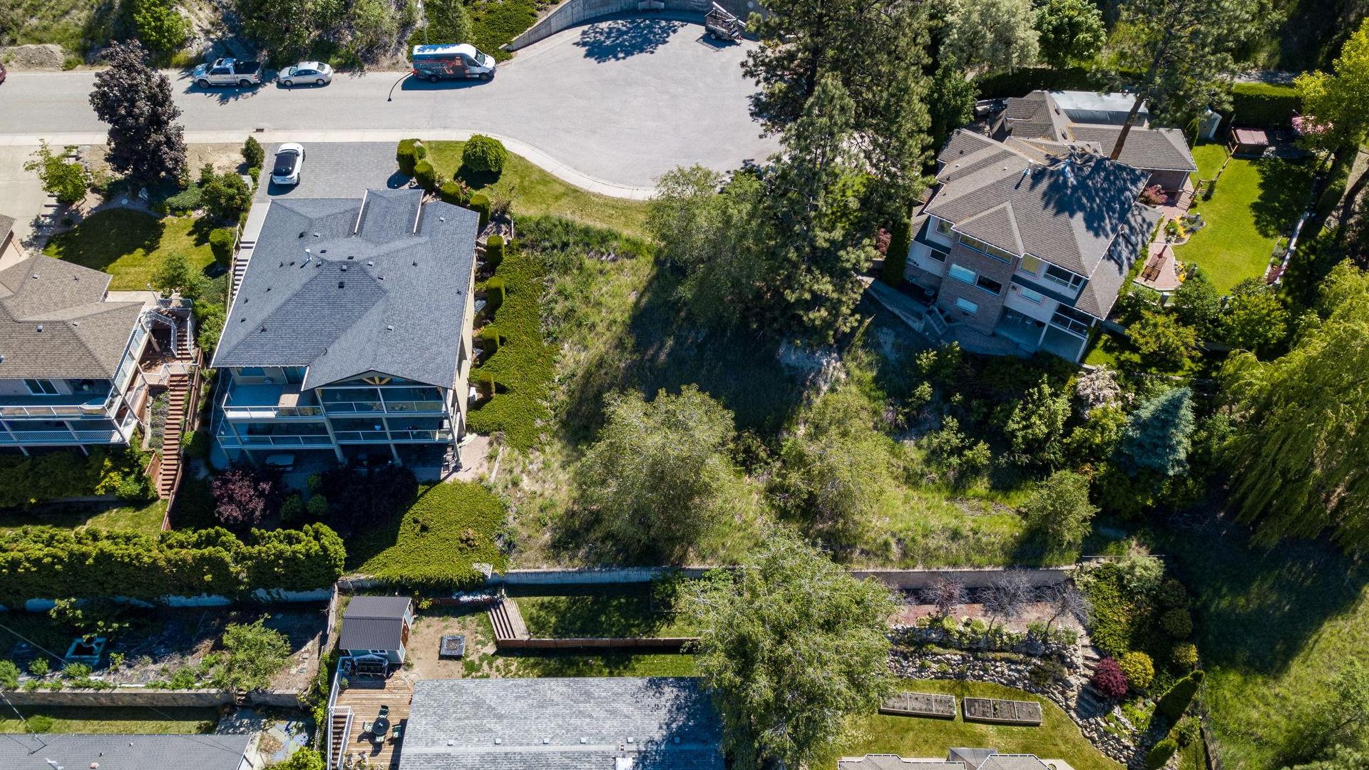 









952


Ackerman

Court,
Kelowna,







BC
V1X 7L2


