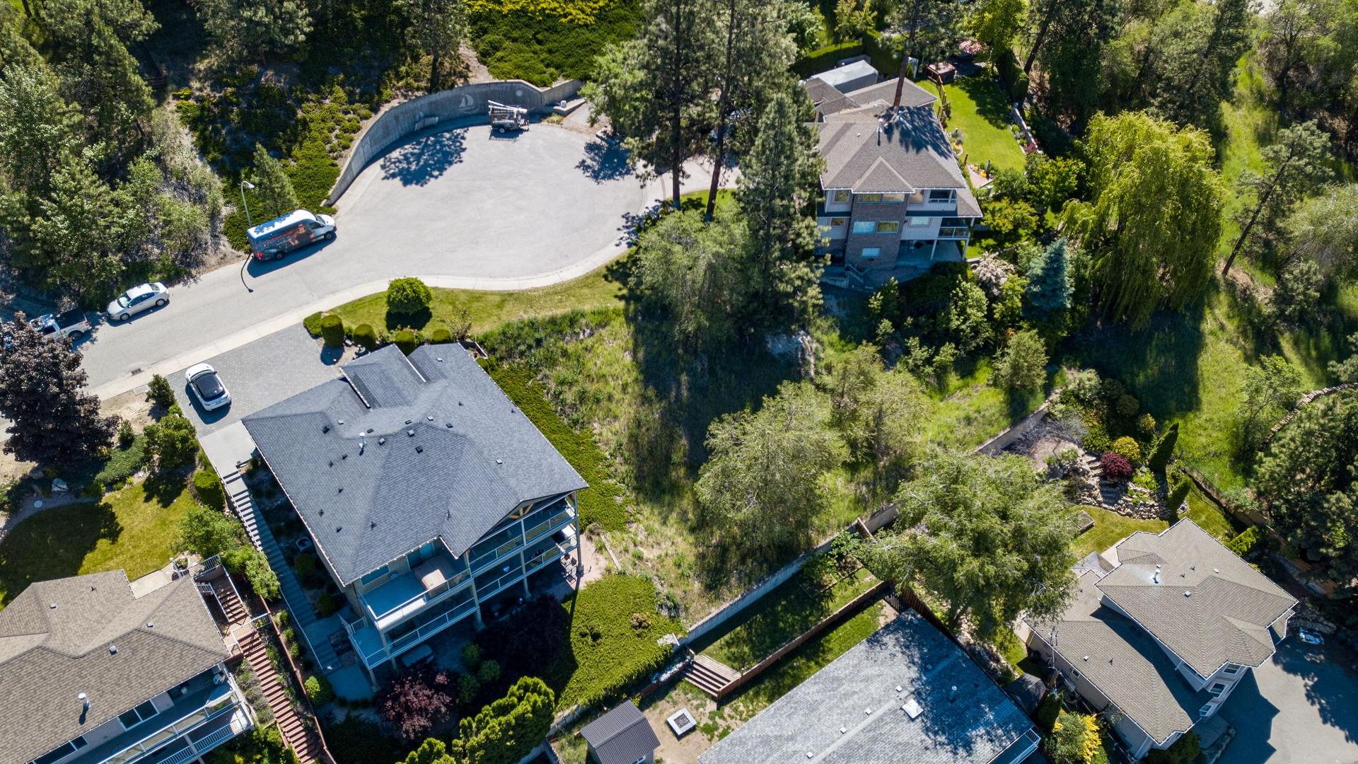 









952


Ackerman

Court,
Kelowna,







BC
V1X 7L2


