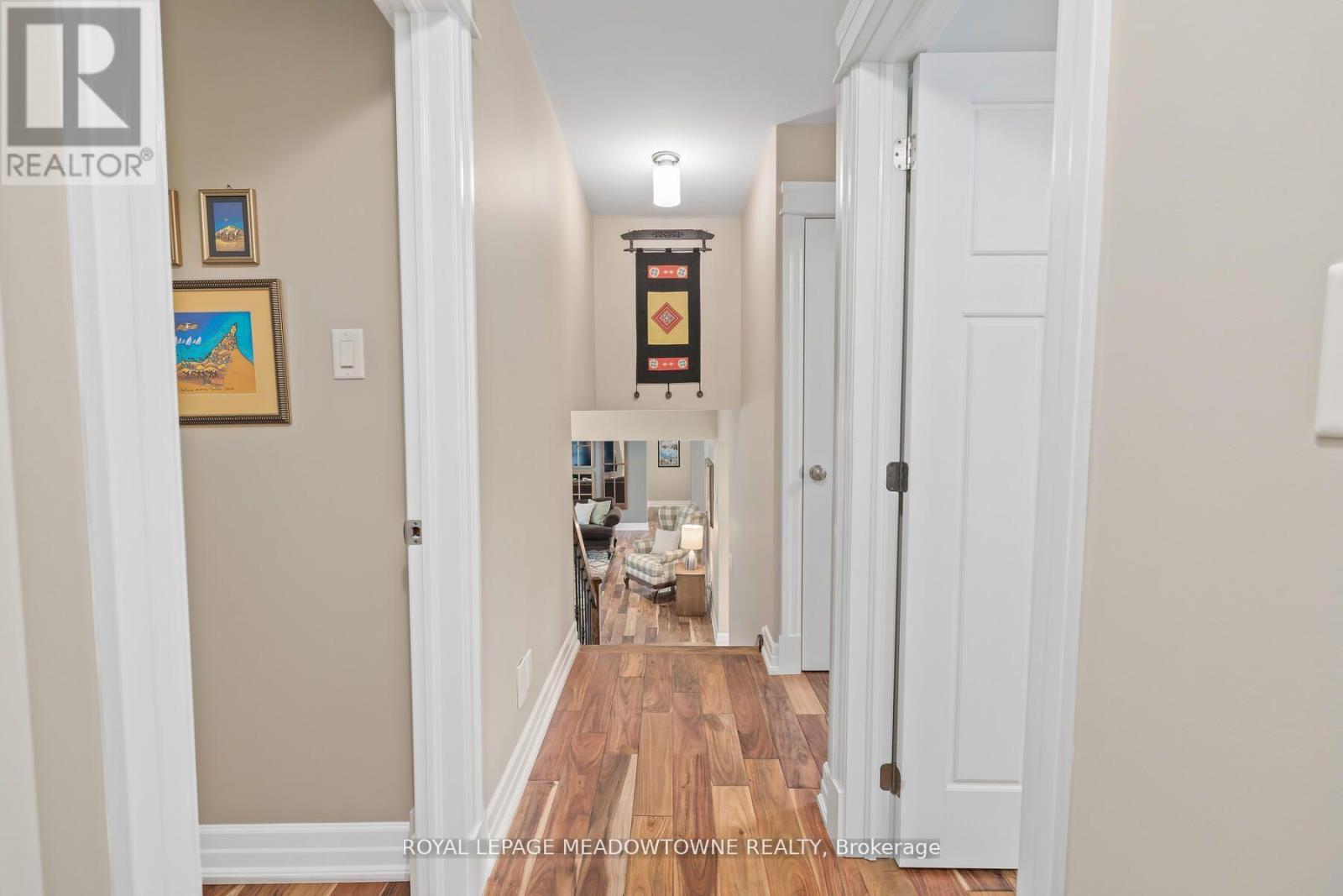 












13609 SIXTH LINE

,
Halton Hills,




Ontario
L0P1H0

