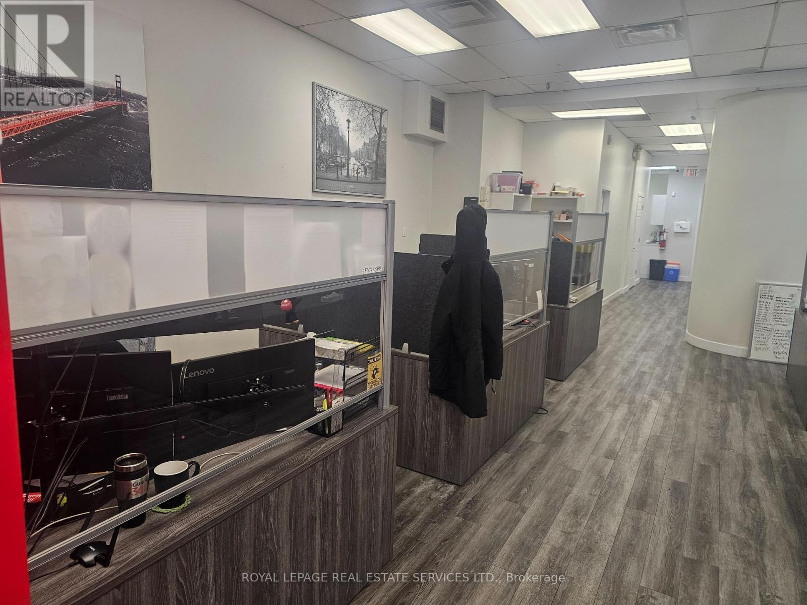












40 ST. MARY STREET

,
Toronto,




Ontario
M4Y2S8

