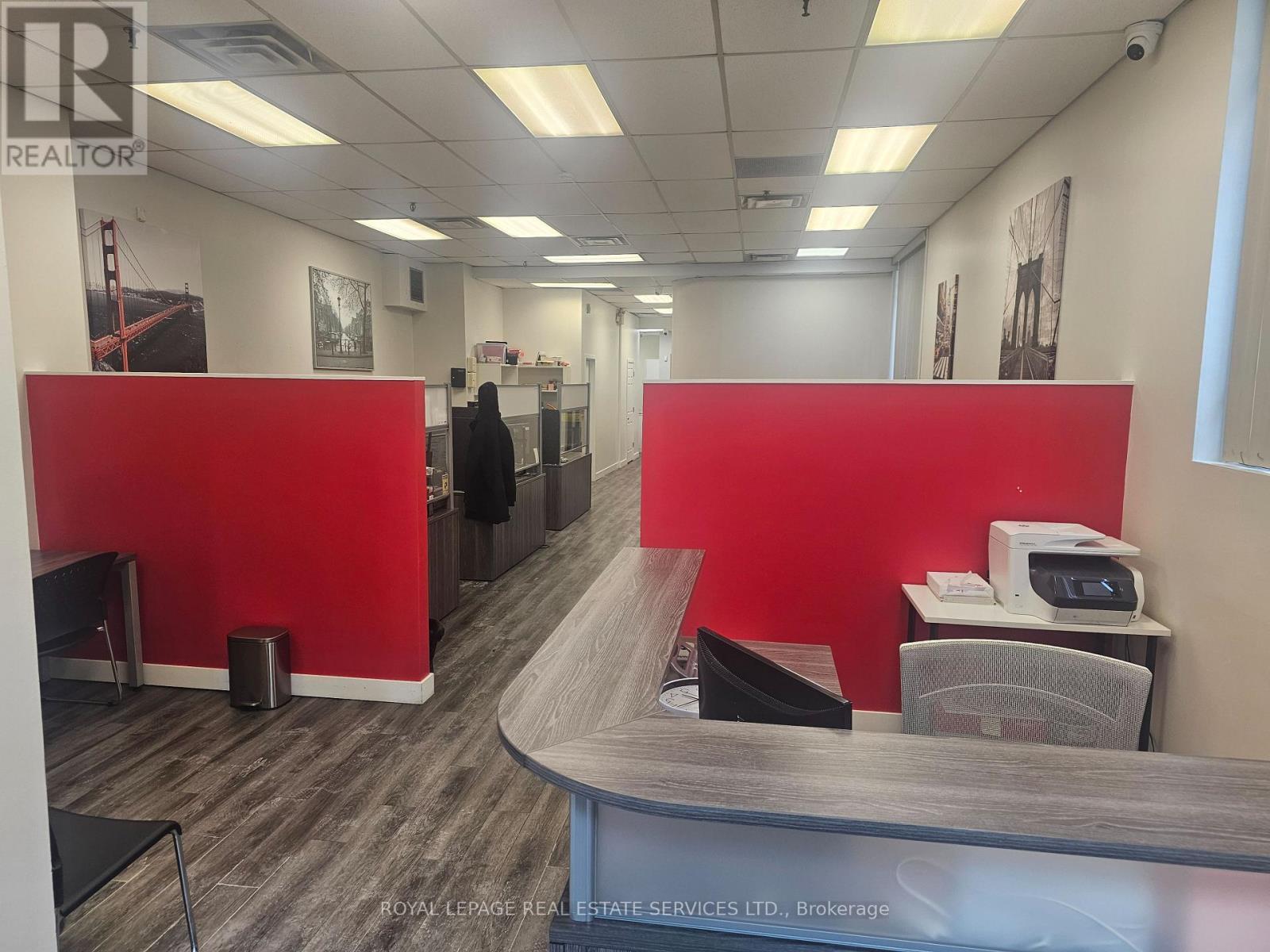 












40 ST. MARY STREET

,
Toronto,




Ontario
M4Y2S8

