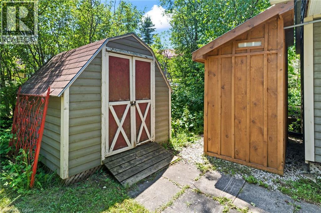 












282 WIDGEON COVE Road

,
Northern Bruce Peninsula,




Ontario
N0H2T0

