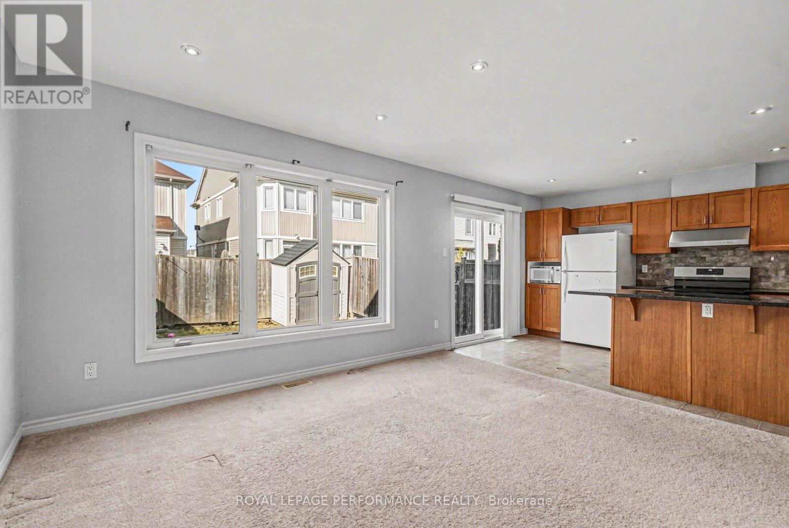 












2733 GRAND CANAL STREET

,
Ottawa,




Ontario
K2J0T1

