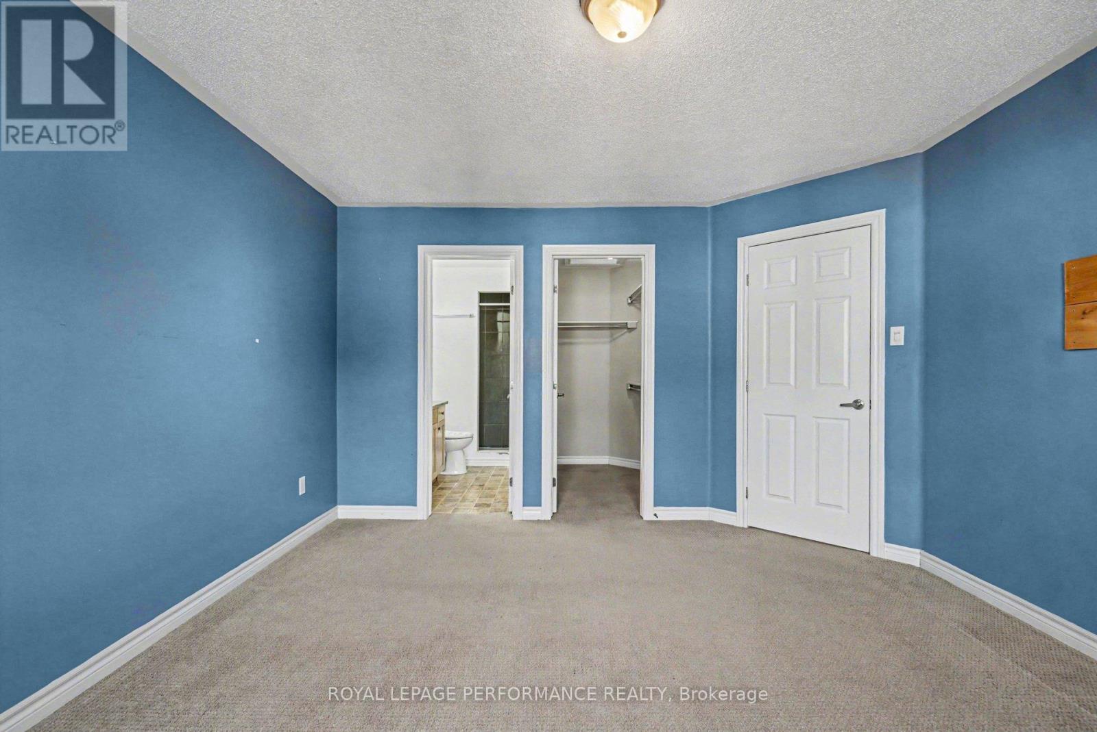 












2733 GRAND CANAL STREET

,
Ottawa,




Ontario
K2J0T1

