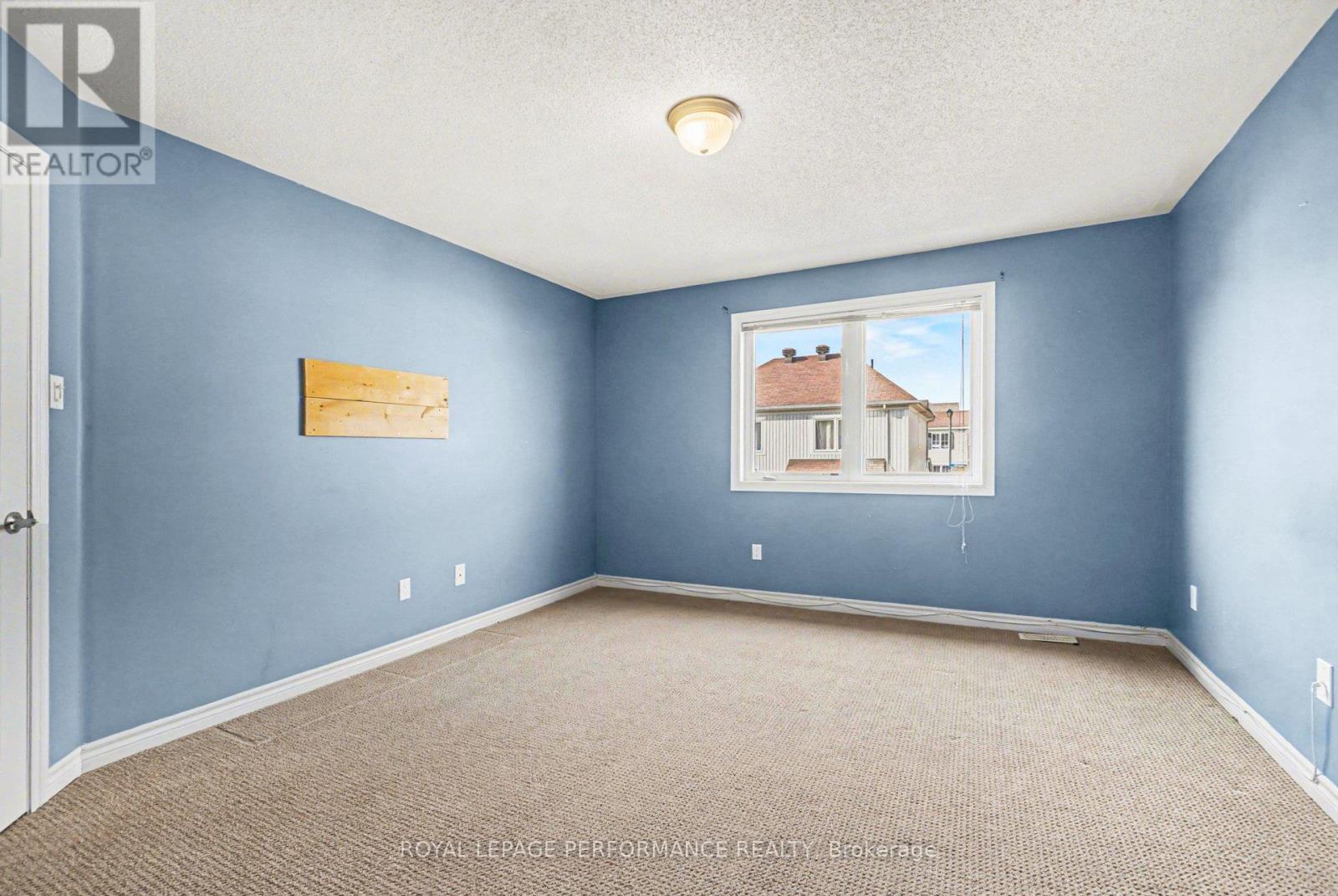 












2733 GRAND CANAL STREET

,
Ottawa,




Ontario
K2J0T1

