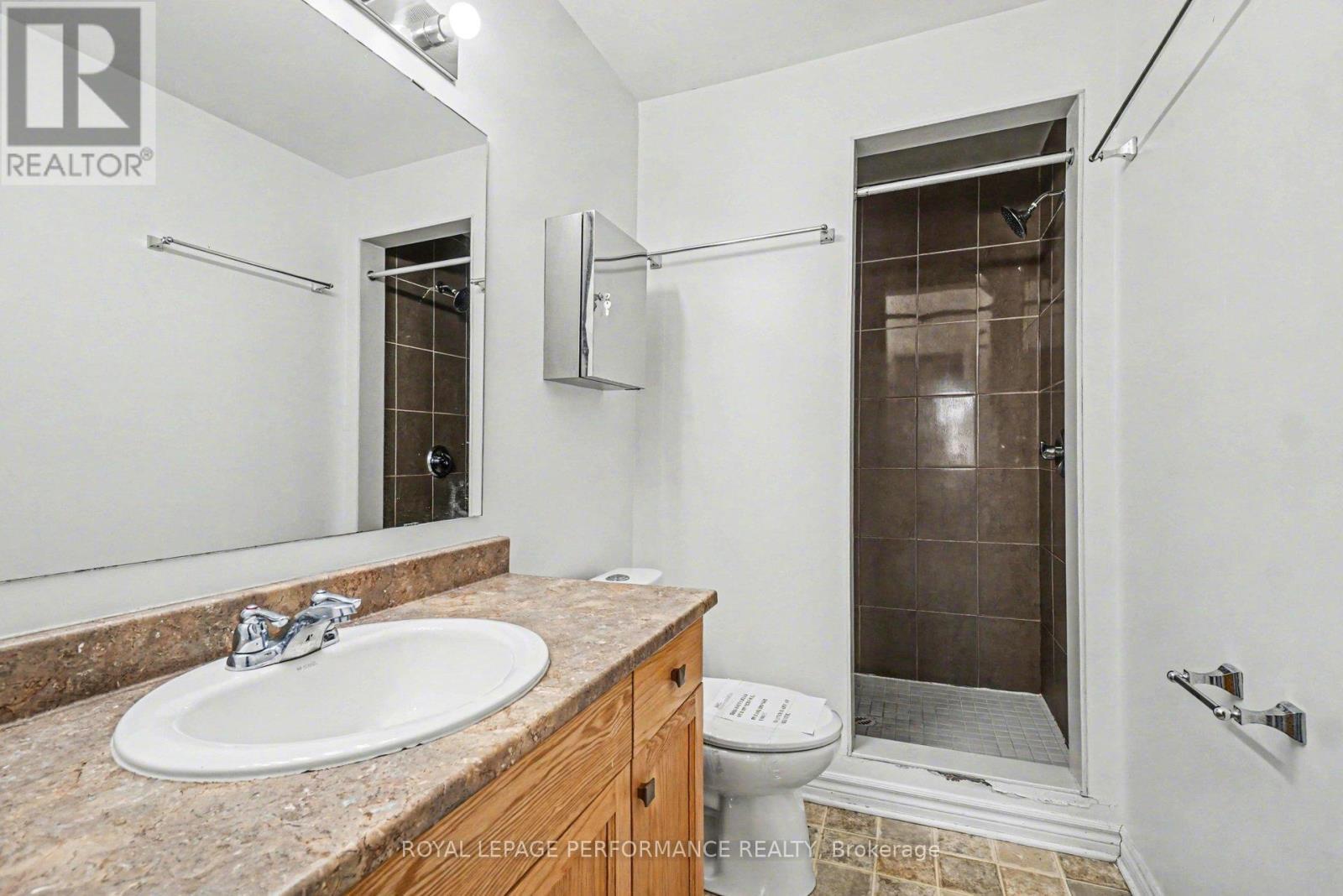 












2733 GRAND CANAL STREET

,
Ottawa,




Ontario
K2J0T1

