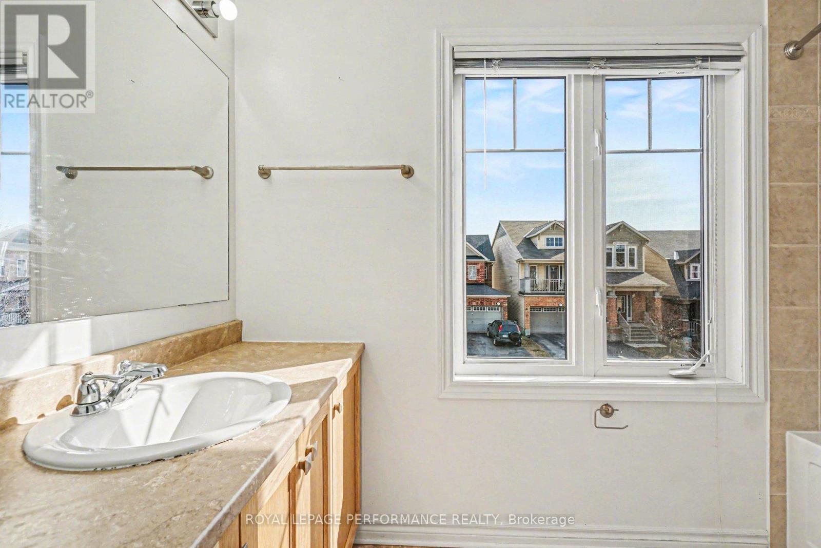 












2733 GRAND CANAL STREET

,
Ottawa,




Ontario
K2J0T1

