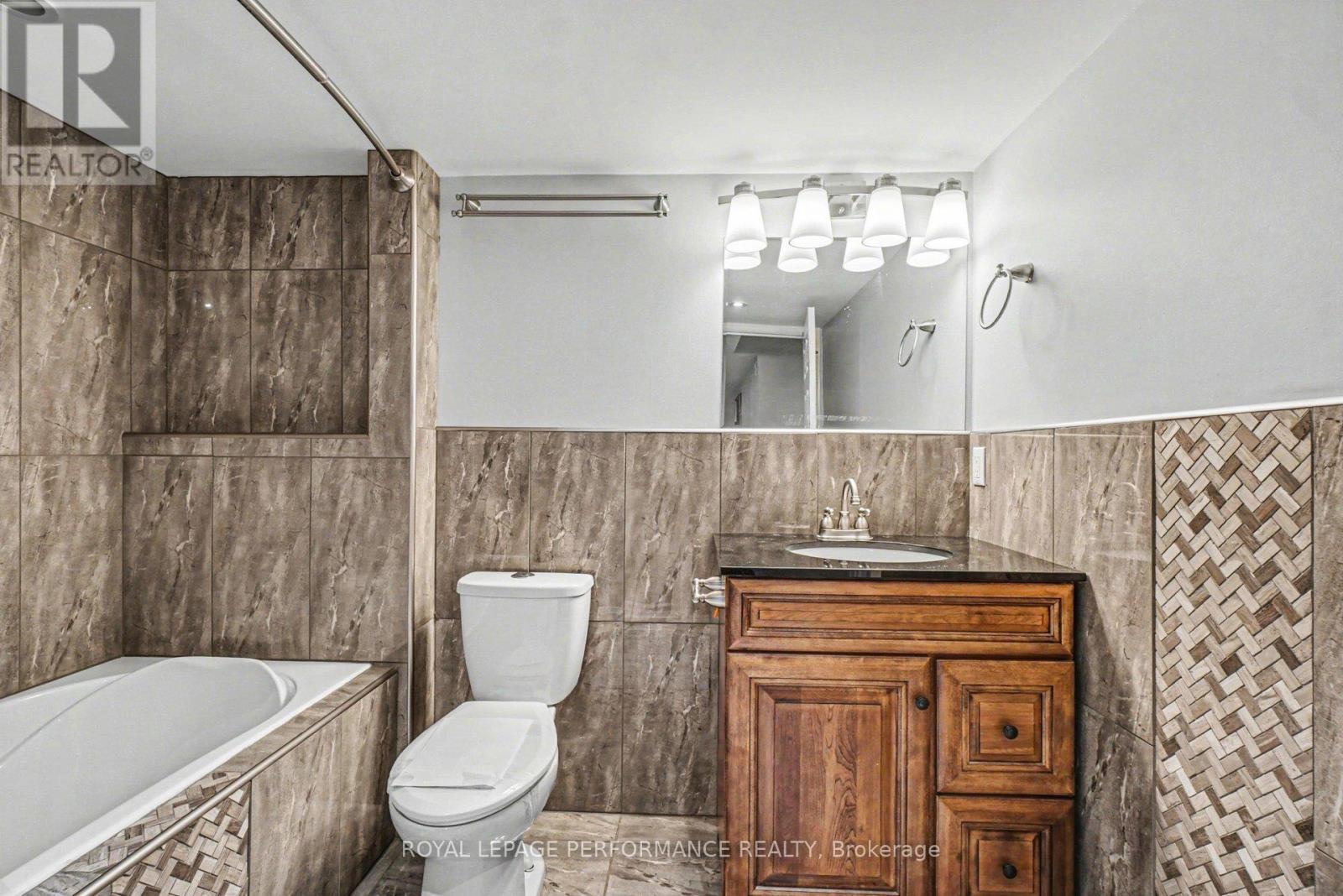 












2733 GRAND CANAL STREET

,
Ottawa,




Ontario
K2J0T1

