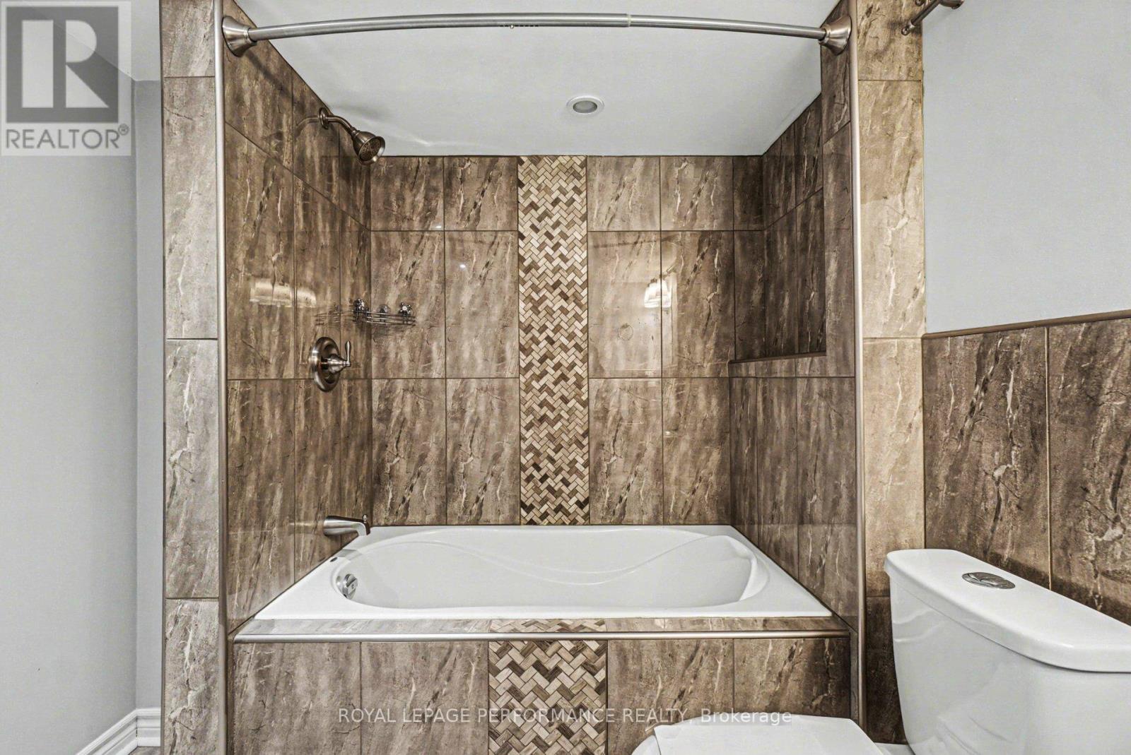 












2733 GRAND CANAL STREET

,
Ottawa,




Ontario
K2J0T1

