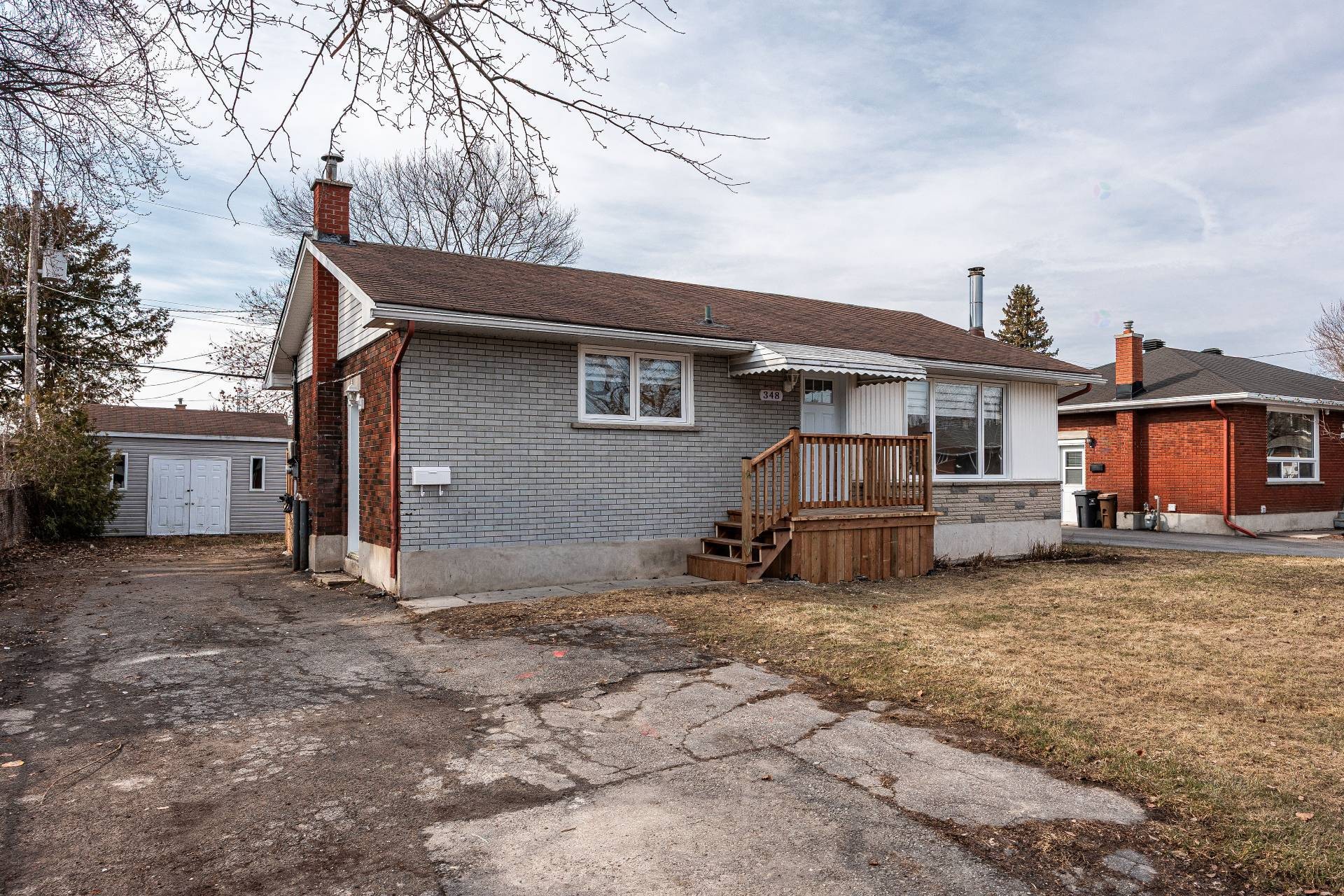 









348


Rue Duquette O.

,
Gatineau (Gatineau),




QC
J8P3A3

