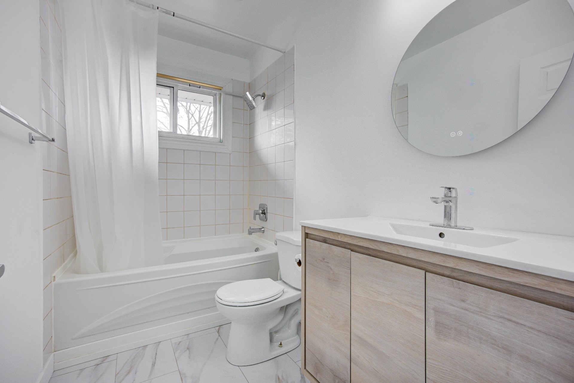 









348


Rue Duquette O.

,
Gatineau (Gatineau),




QC
J8P3A3

