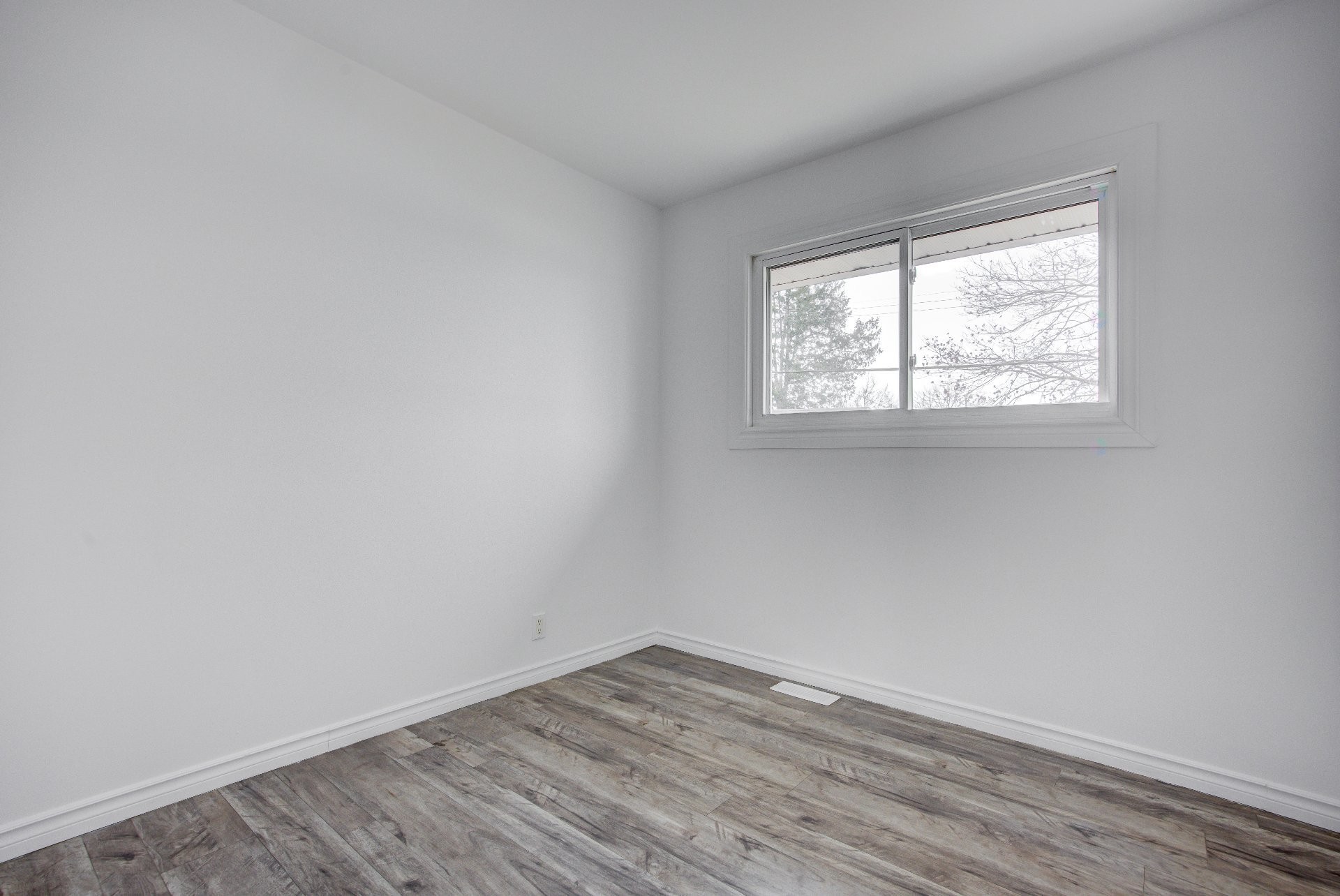 









348


Rue Duquette O.

,
Gatineau (Gatineau),




QC
J8P3A3

