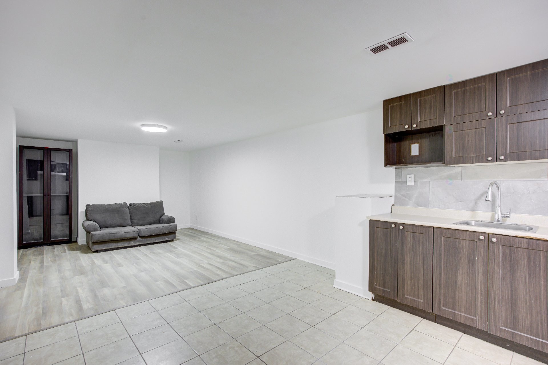 









348


Rue Duquette O.

,
Gatineau (Gatineau),




QC
J8P3A3

