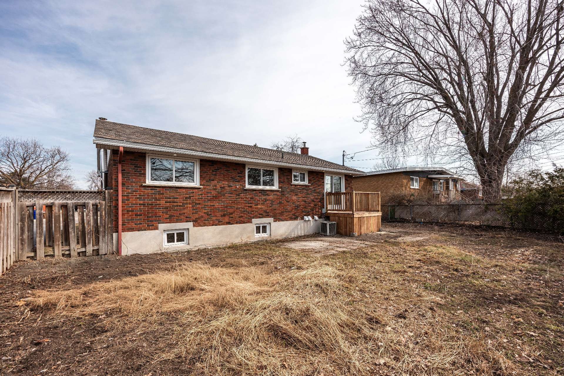 









348


Rue Duquette O.

,
Gatineau (Gatineau),




QC
J8P3A3

