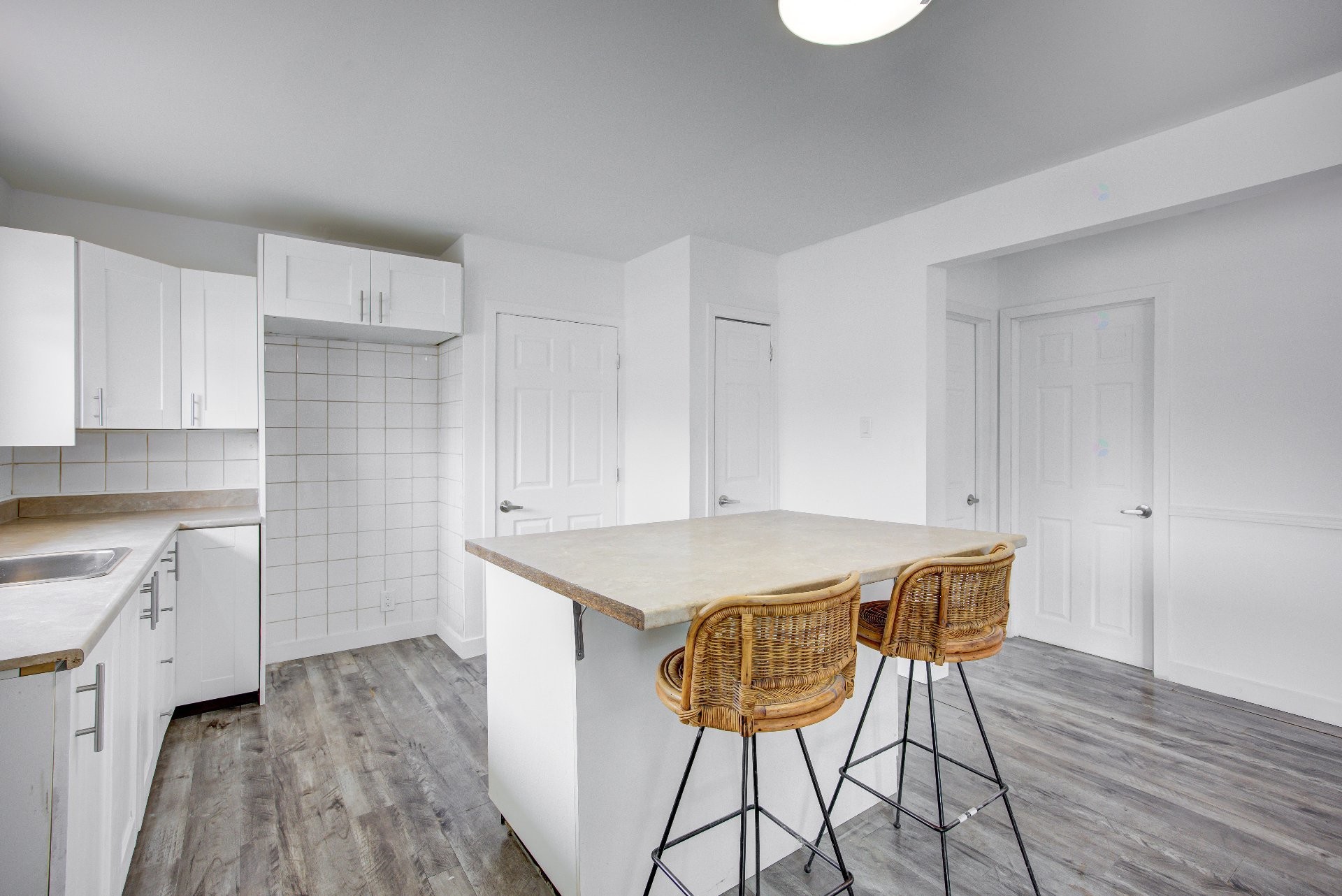 









348


Rue Duquette O.

,
Gatineau (Gatineau),




QC
J8P3A3

