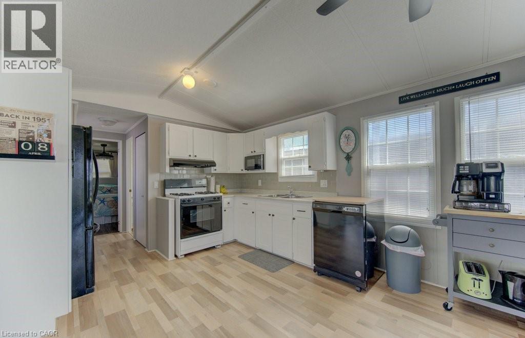 












580 BEAVER CREEK Road Unit# 185

,
Waterloo,




Ontario
N2J3Z4

