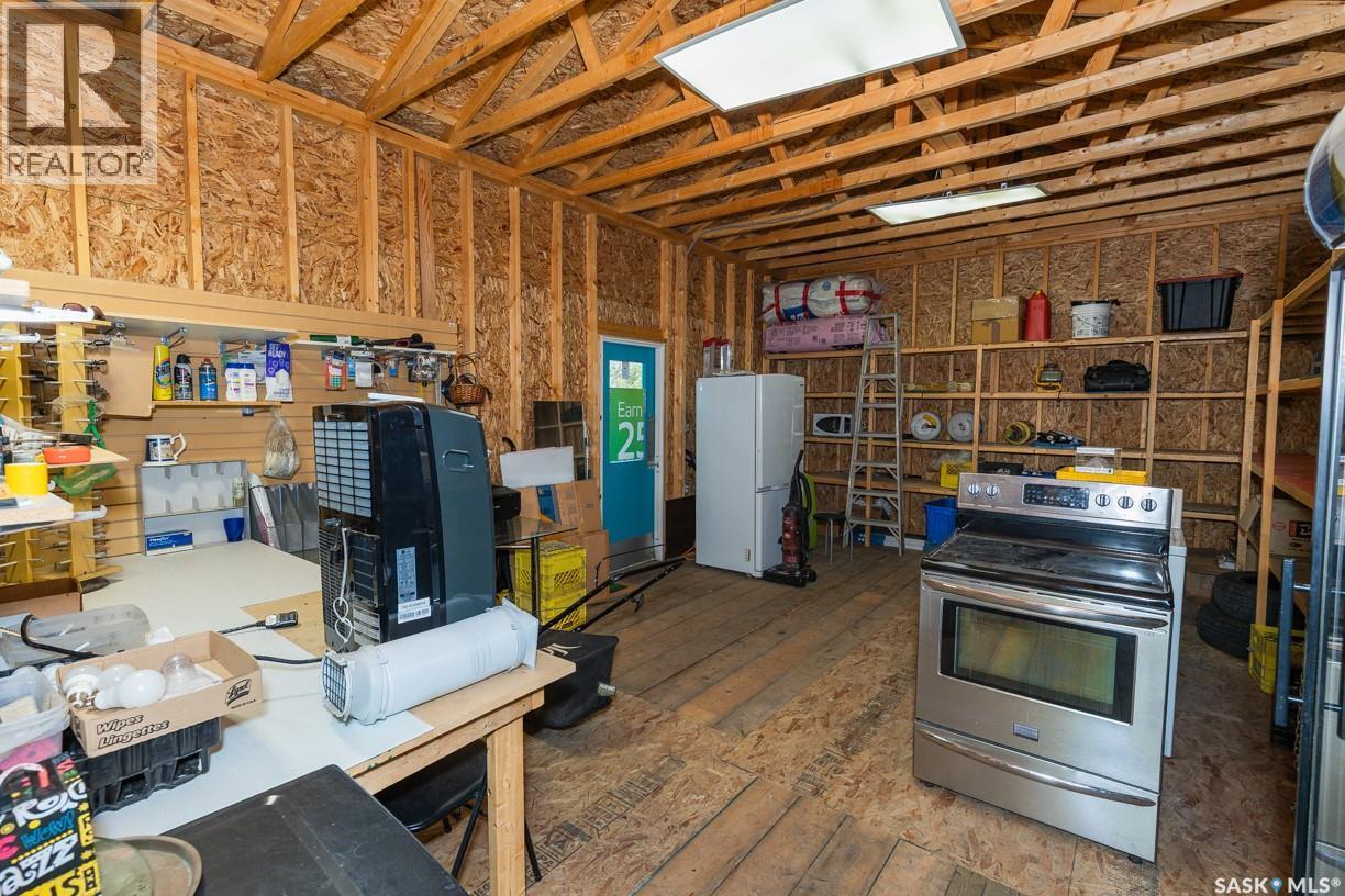 












626 Manitoba AVENUE

,
Kerrobert,




Saskatchewan
S0L1R0

