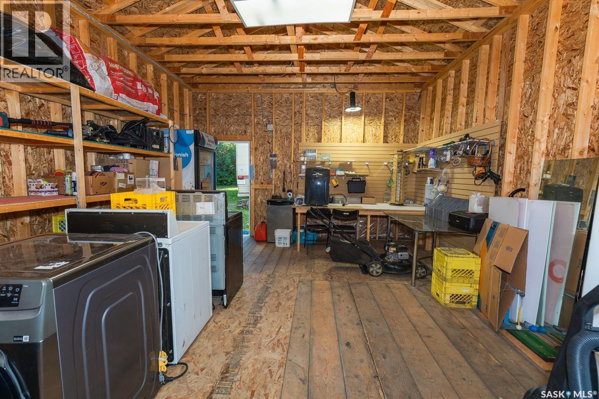 












626 Manitoba AVENUE

,
Kerrobert,




Saskatchewan
S0L1R0

