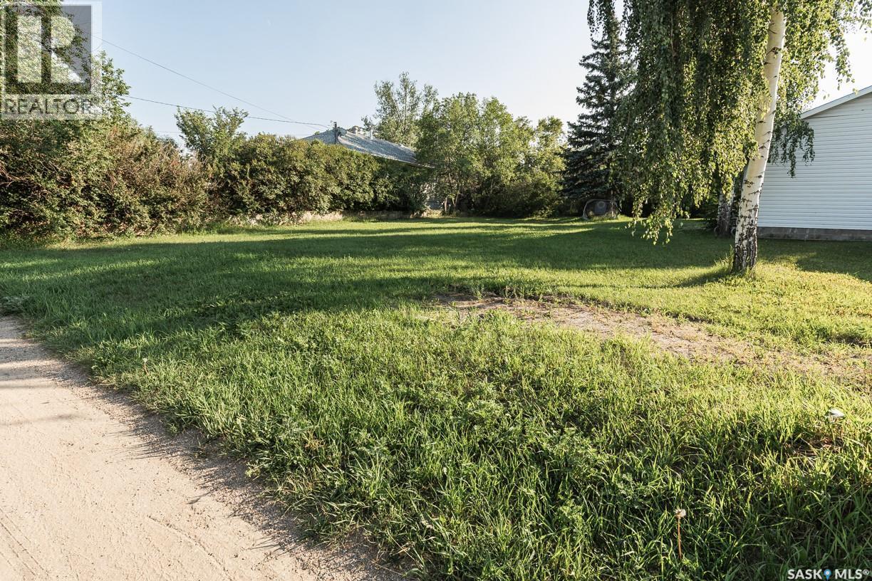 












626 Manitoba AVENUE

,
Kerrobert,




Saskatchewan
S0L1R0


