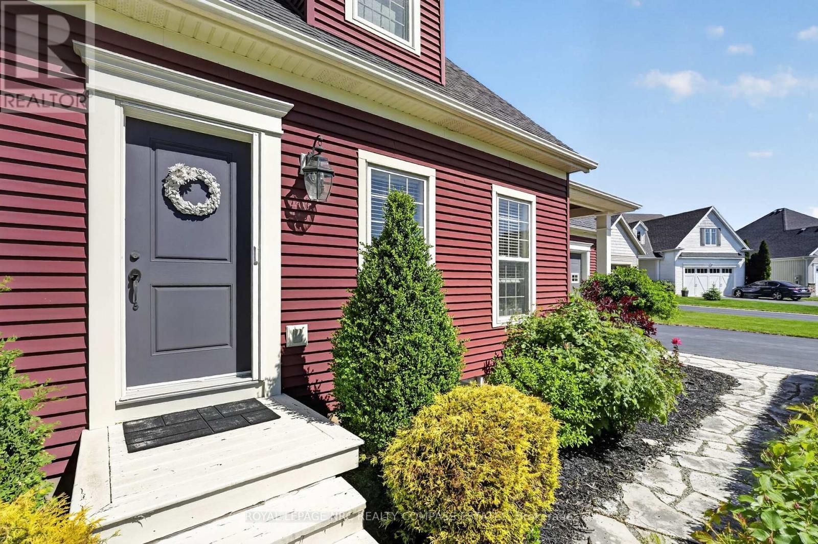 












17 MULBERRY LANE

,
Niagara-on-the-Lake (Virgil),




Ontario
L0S1J0

