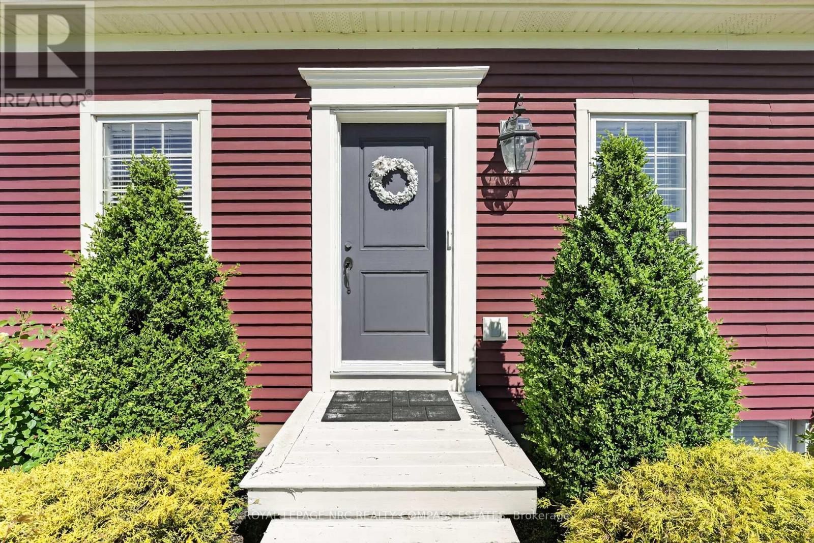 












17 MULBERRY LANE

,
Niagara-on-the-Lake (Virgil),




Ontario
L0S1J0

