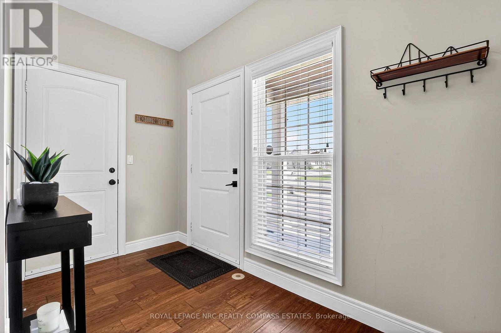 












17 MULBERRY LANE

,
Niagara-on-the-Lake (Virgil),




Ontario
L0S1J0

