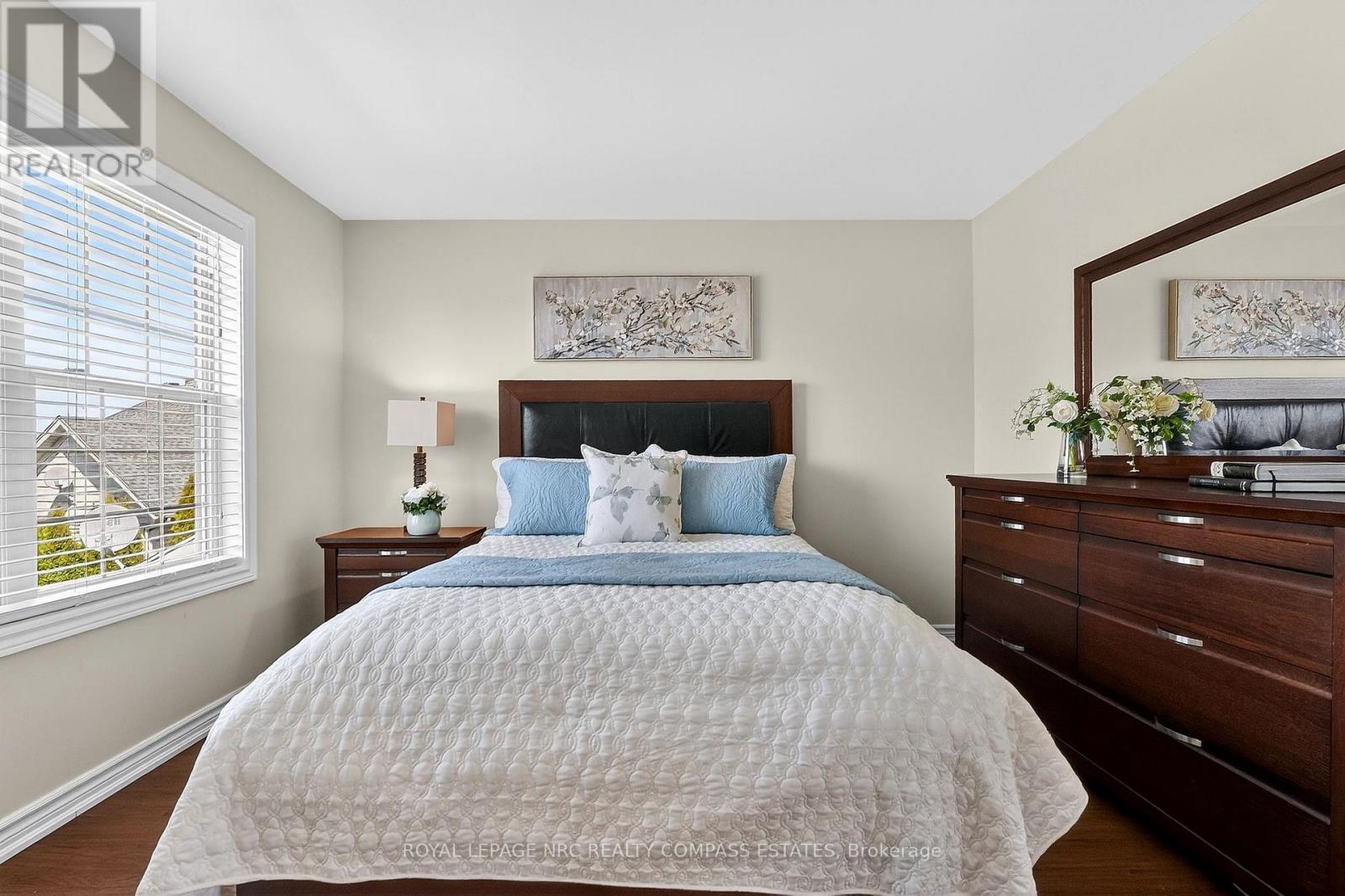 












17 MULBERRY LANE

,
Niagara-on-the-Lake (Virgil),




Ontario
L0S1J0

