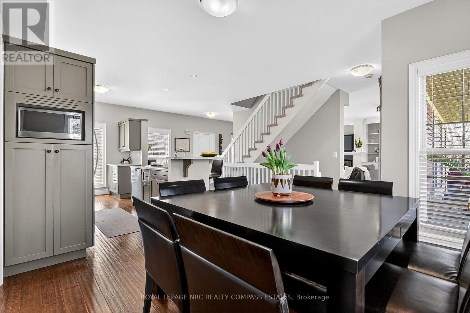 












17 MULBERRY LANE

,
Niagara-on-the-Lake (Virgil),




Ontario
L0S1J0

