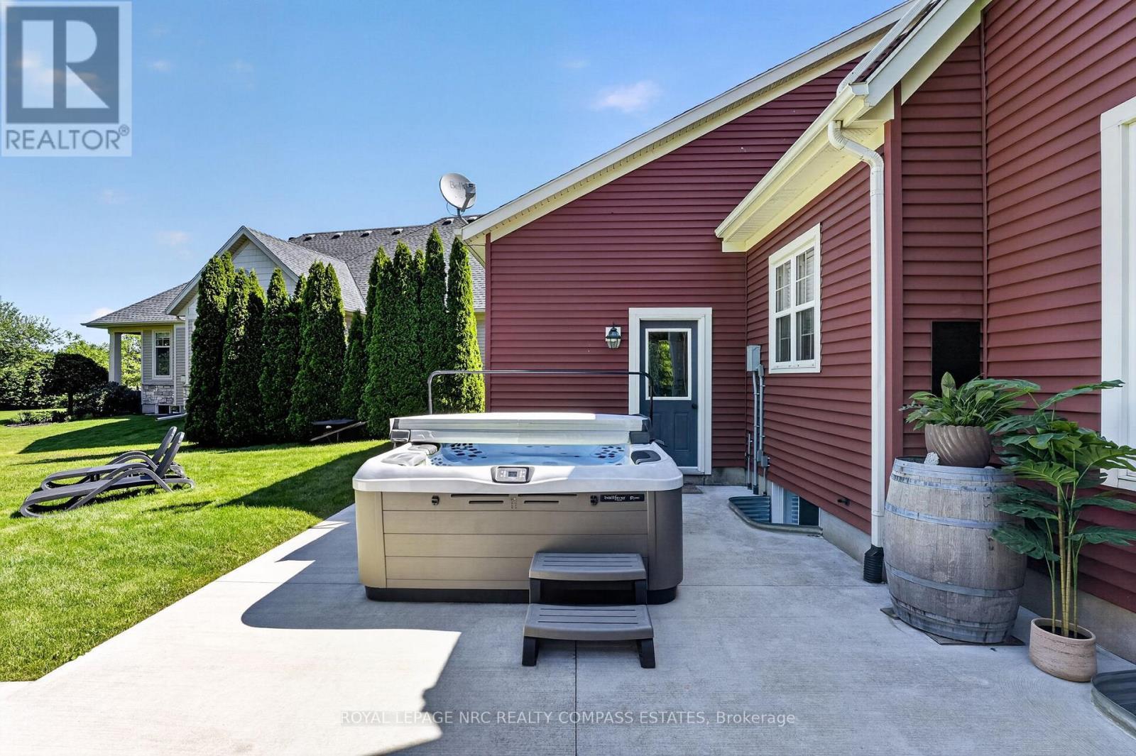 












17 MULBERRY LANE

,
Niagara-on-the-Lake (Virgil),




Ontario
L0S1J0

