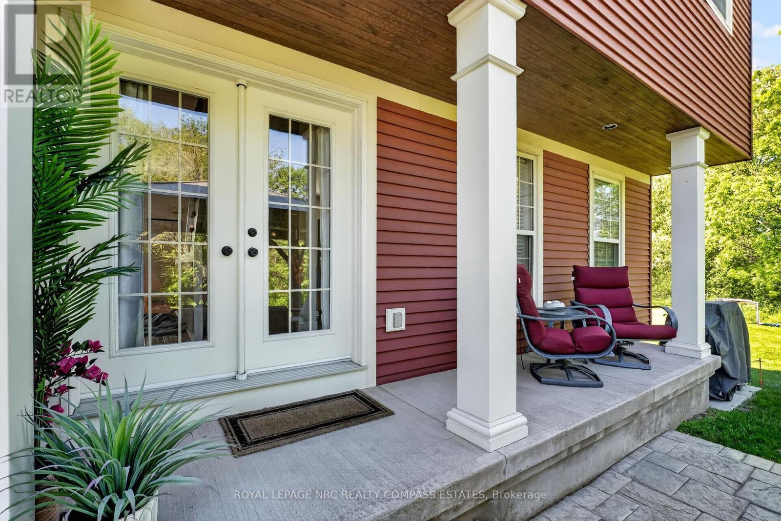












17 MULBERRY LANE

,
Niagara-on-the-Lake (Virgil),




Ontario
L0S1J0

