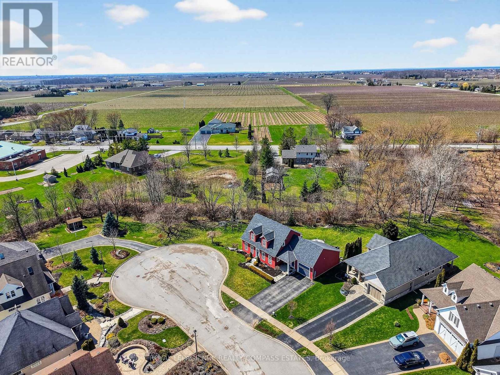 












17 MULBERRY LANE

,
Niagara-on-the-Lake (Virgil),




Ontario
L0S1J0

