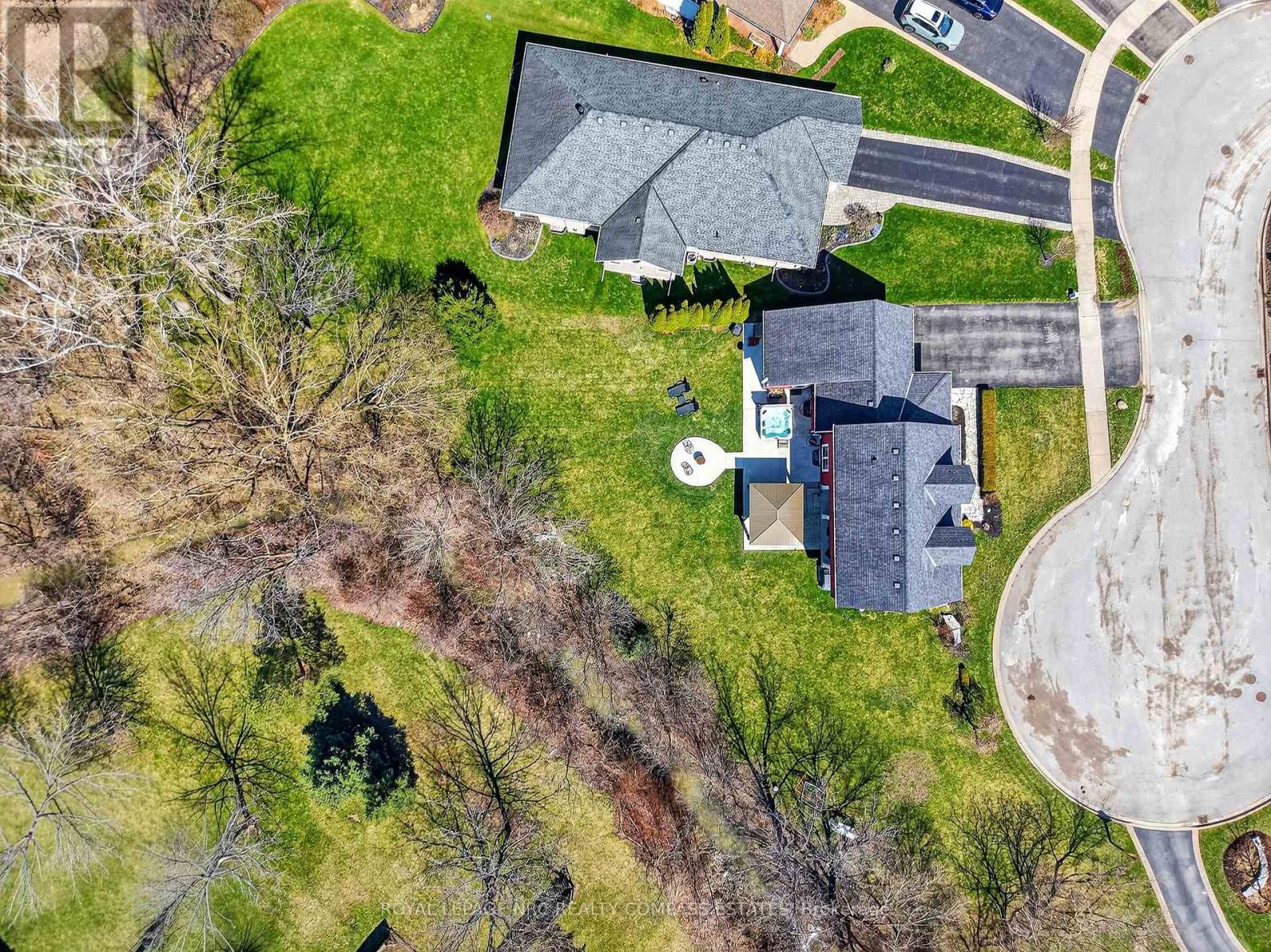 












17 MULBERRY LANE

,
Niagara-on-the-Lake (Virgil),




Ontario
L0S1J0


