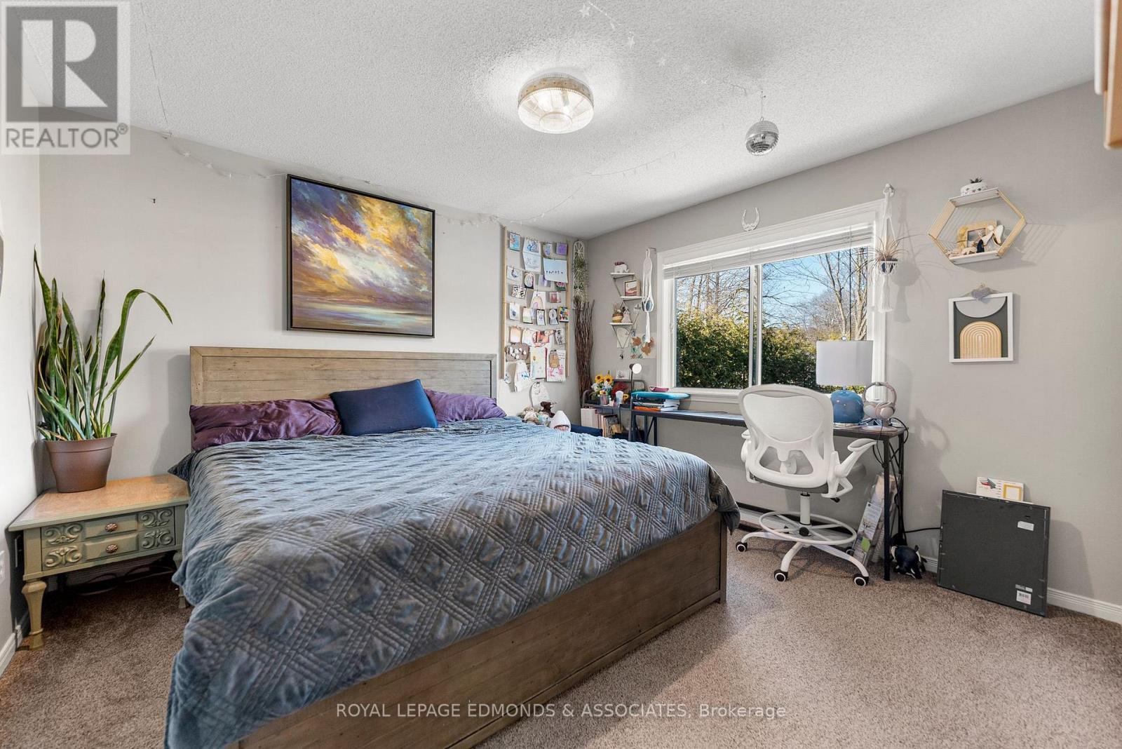 












34 BAYSHORE DRIVE

,
Petawawa,




Ontario
K8H3R7

