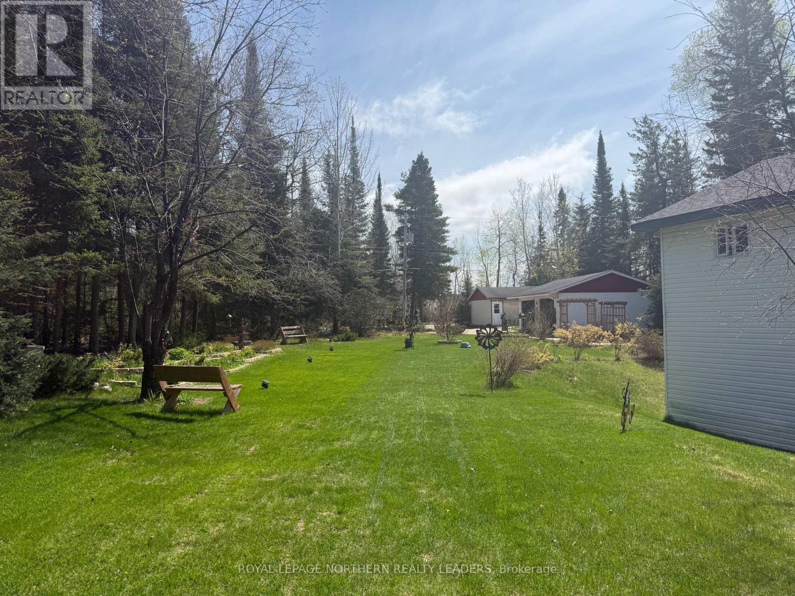 












1143 DOUGLAS ROAD N

,
Iroquois Falls,




Ontario
P0K1G0

