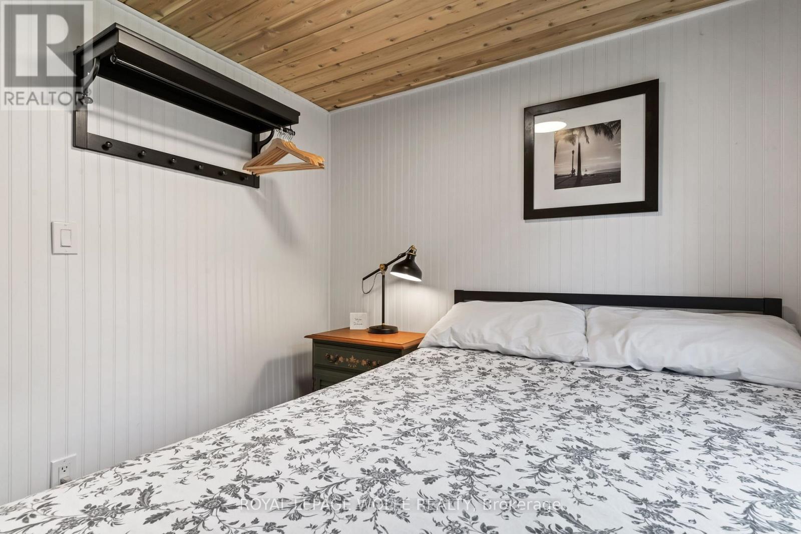 












282 WIDGEON COVE ROAD

,
Northern Bruce Peninsula,




Ontario
N0H2T0

