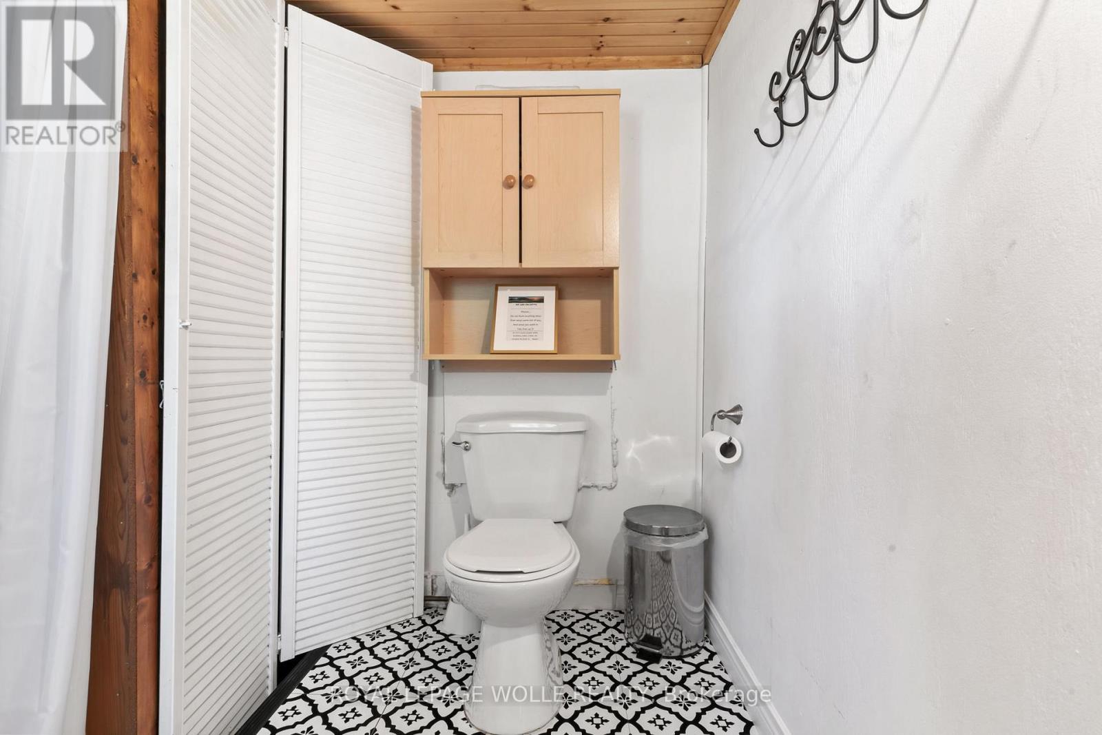 












282 WIDGEON COVE ROAD

,
Northern Bruce Peninsula,




Ontario
N0H2T0

