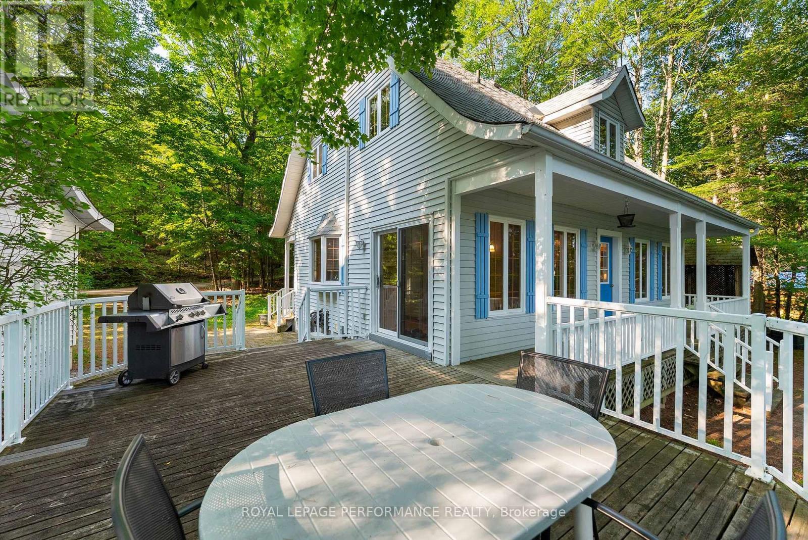 












82 ROSEBRUGH ROAD

,
Greater Madawaska,




Ontario
K7V3Z9

